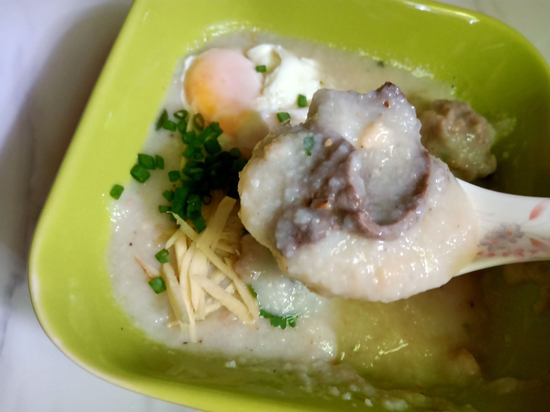 โจ๊กทรงเครื่อง 🥚