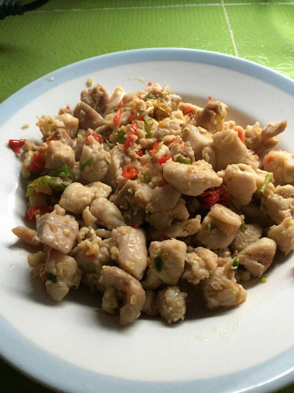 ไก่ผัดพริกขี้หนู