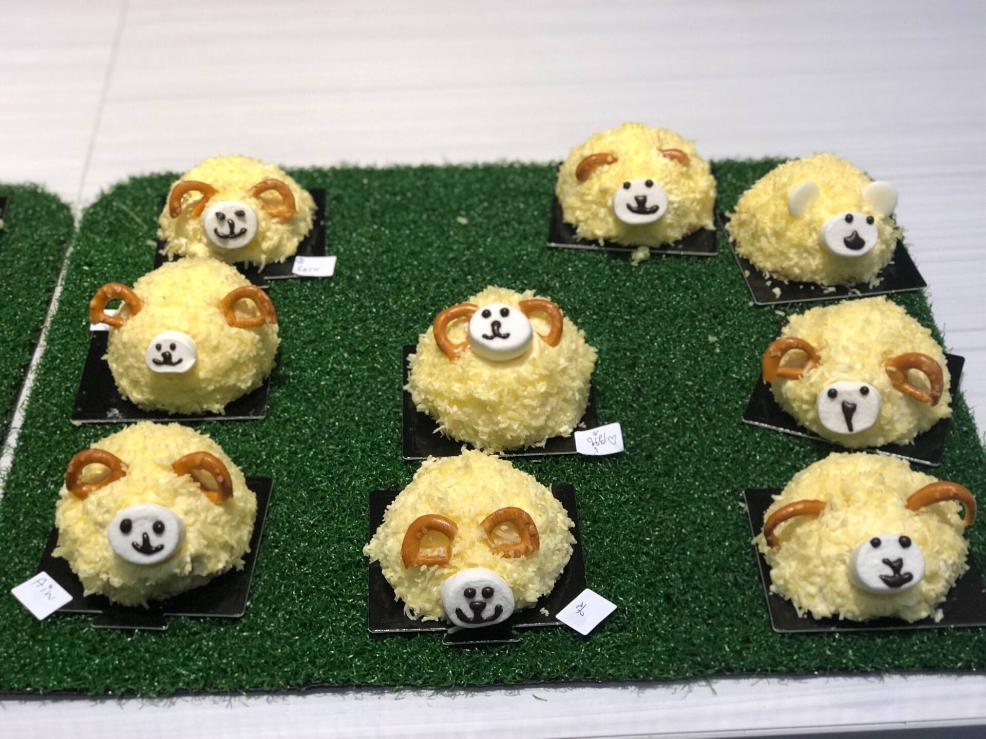 Little Lamb Mamon Cake