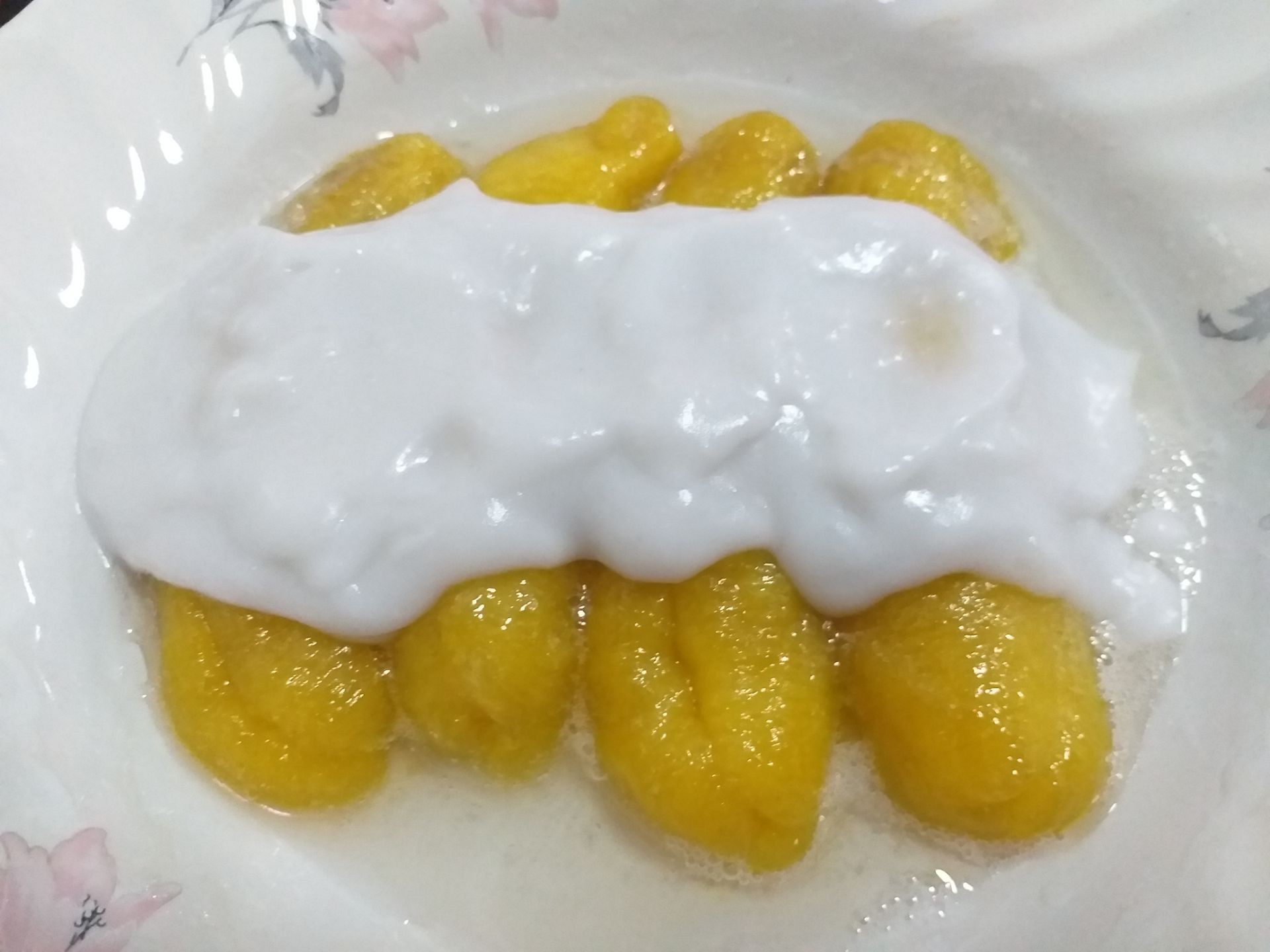 กล้วยไข่เชื่อม