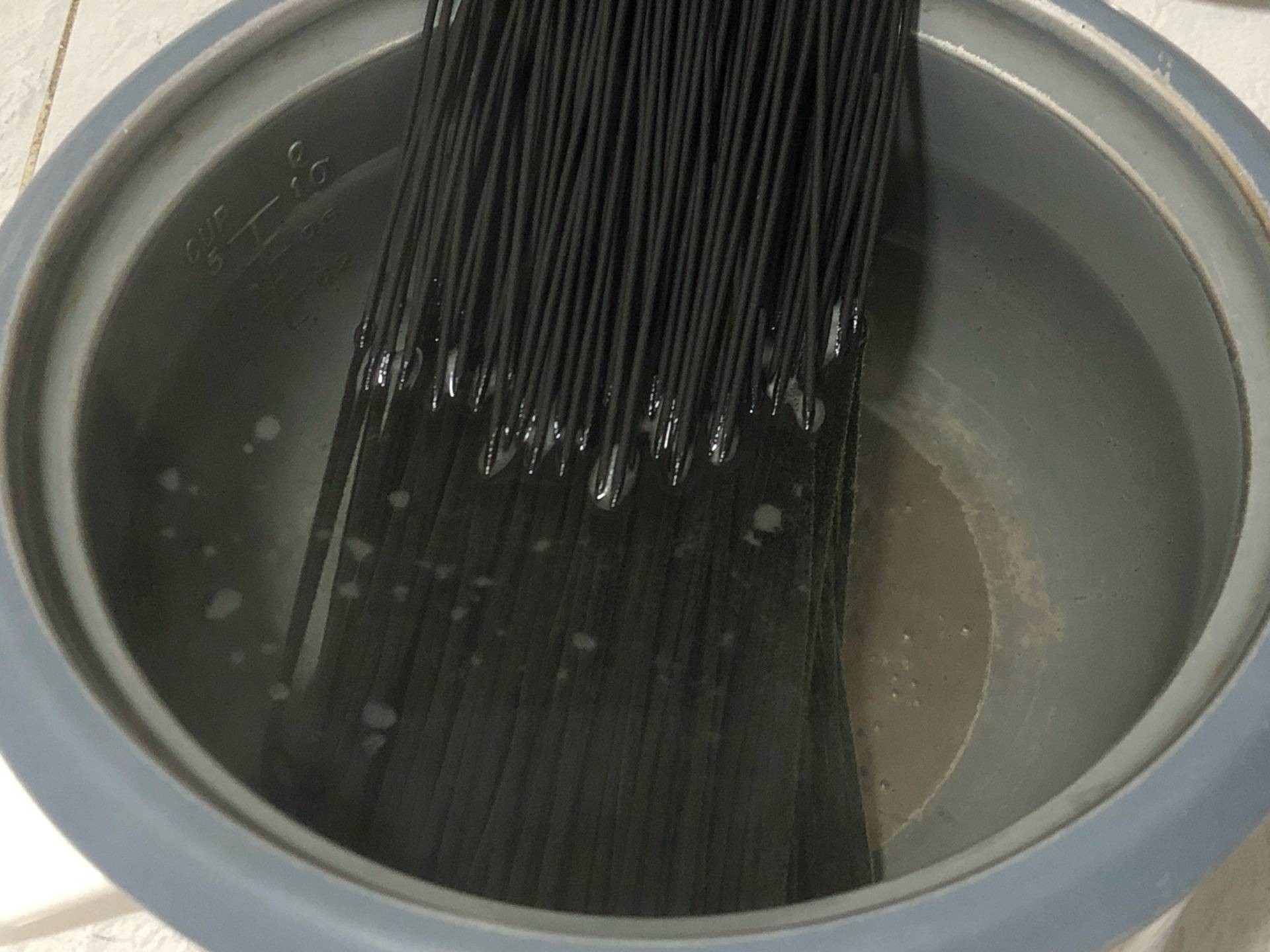 สปาเกตตี้เส้นดำคาโบนารา