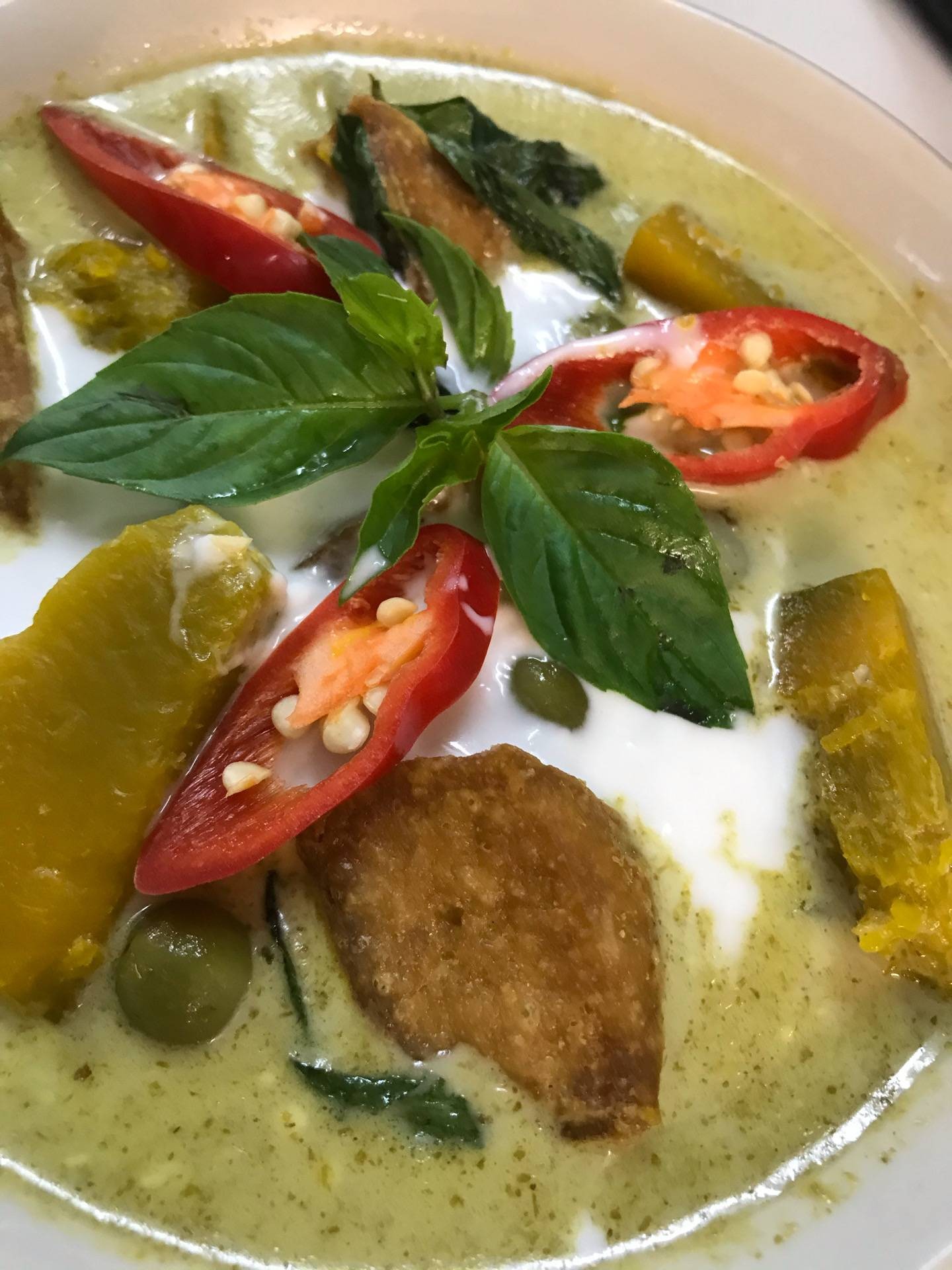 แกงเขียวหวานฟักทองเต้าหู้ทอด เจ