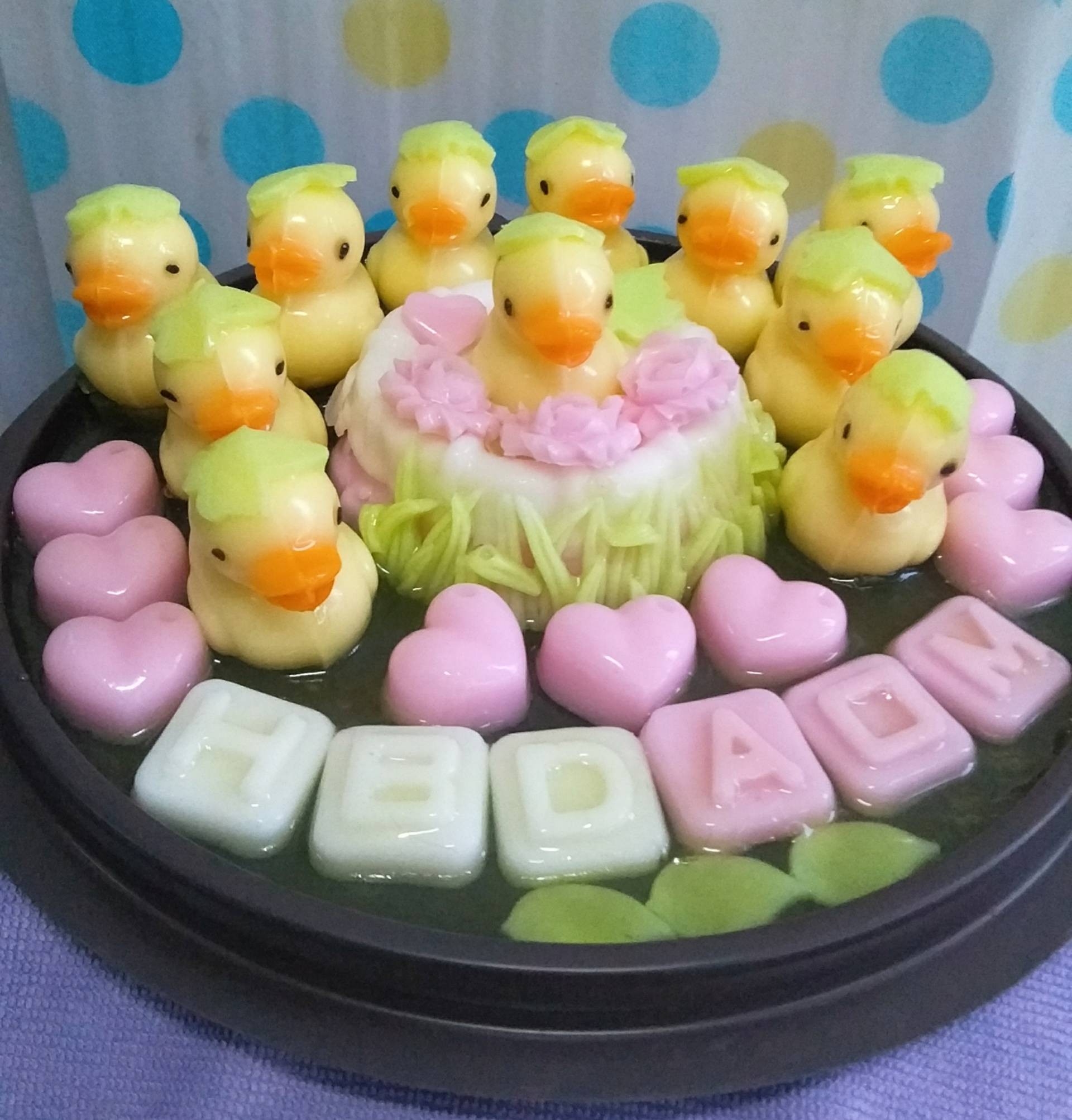 เค้กวุ้นกะทิมะพร้าวอ่อน รสน้ำผลไม้ เป็ดน้อยน่ารัก