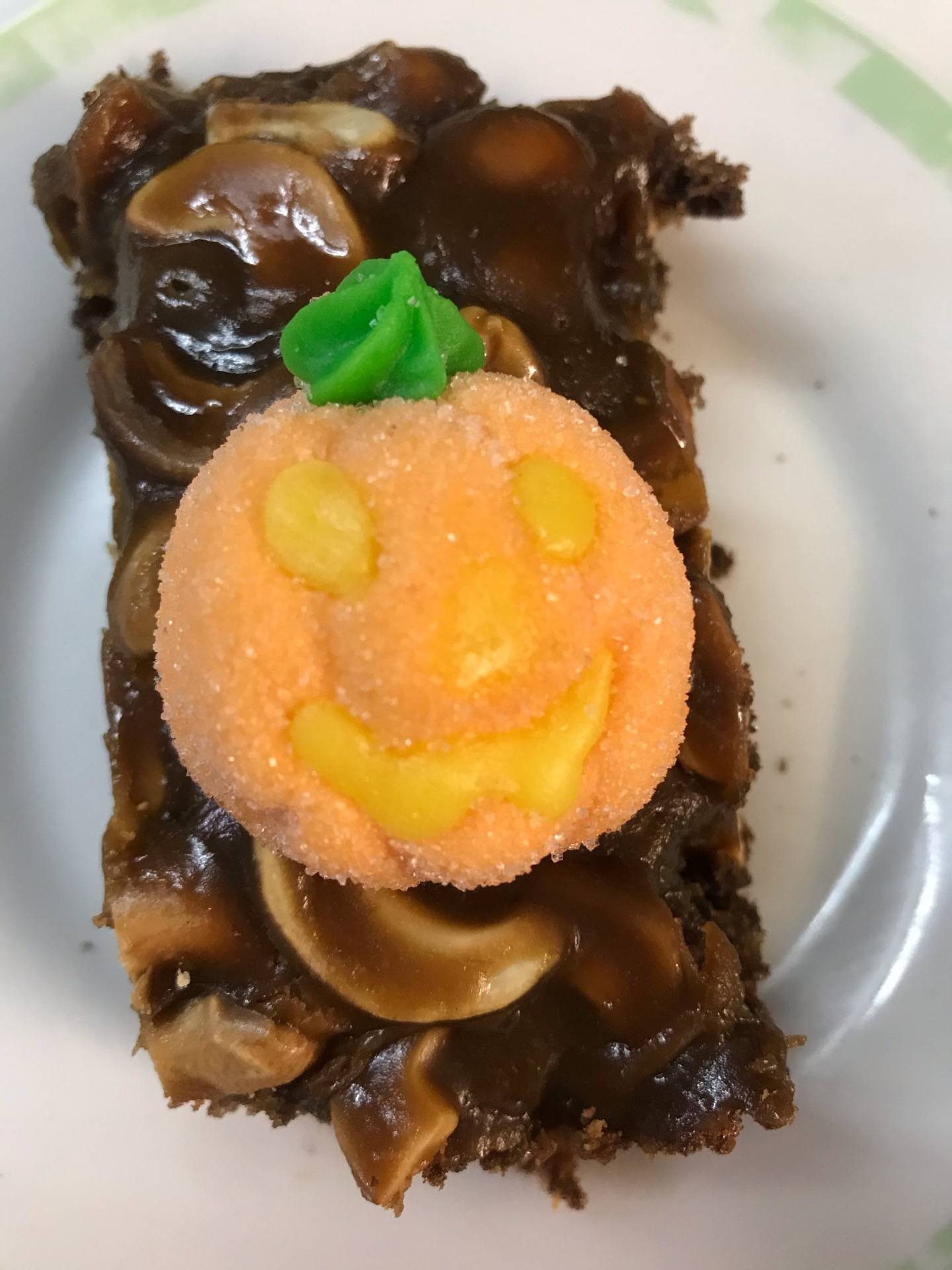 Halloween Toffee Cake 👻🎃