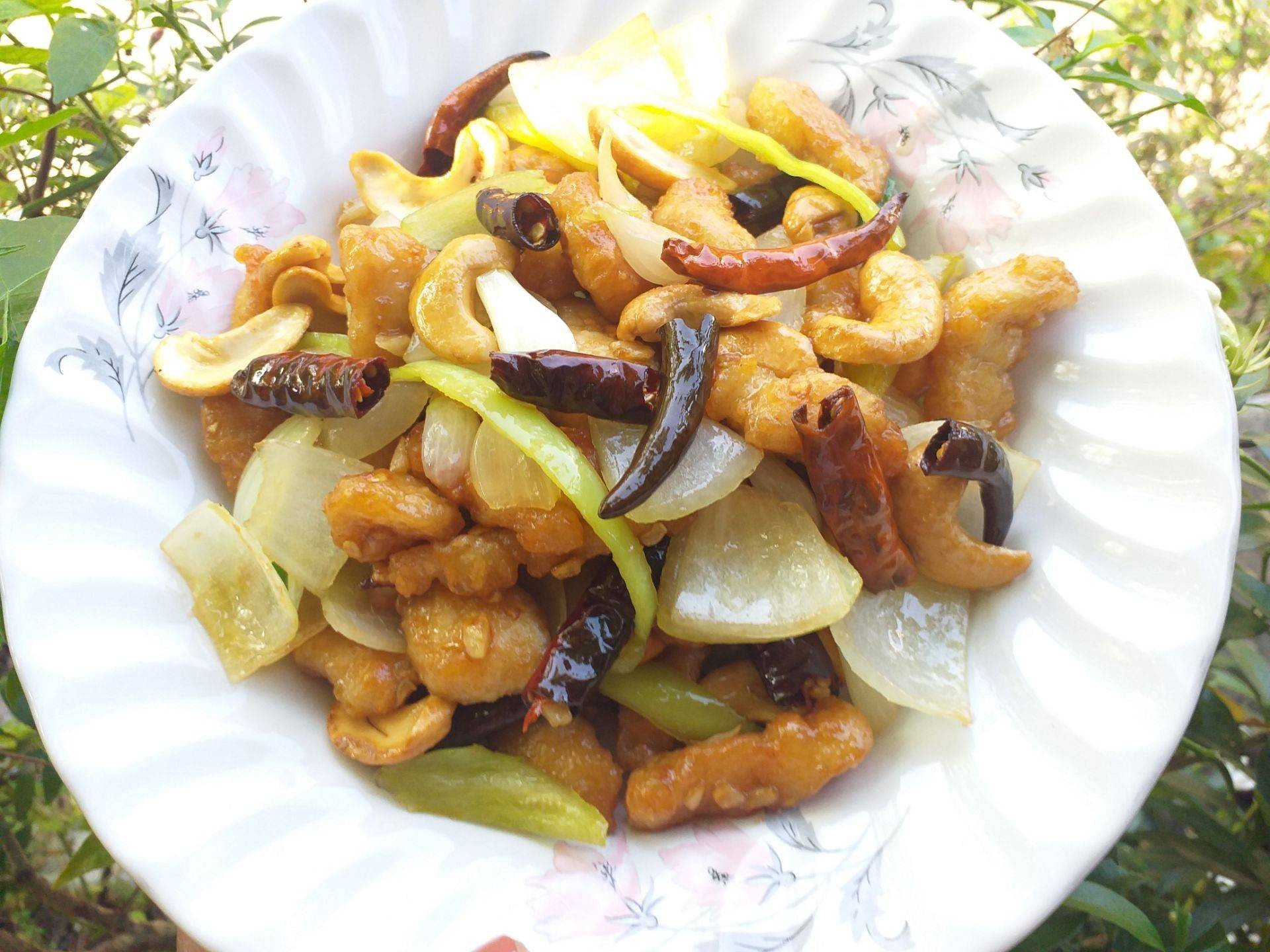 ไก่ผัดเม็ดมะม่วงหิมพานต์