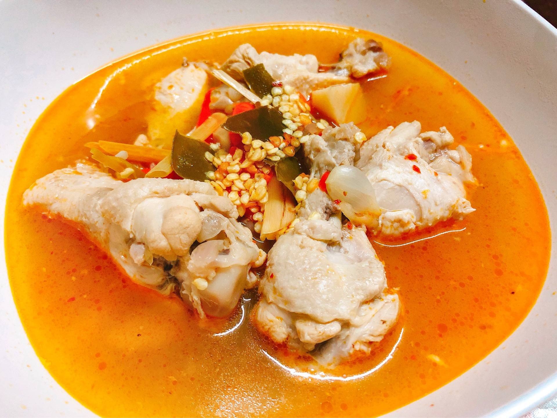 ต้มยำไก่