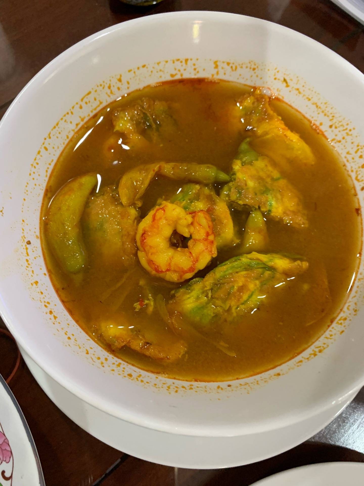 แกงส้มชะอมไข่แคร์