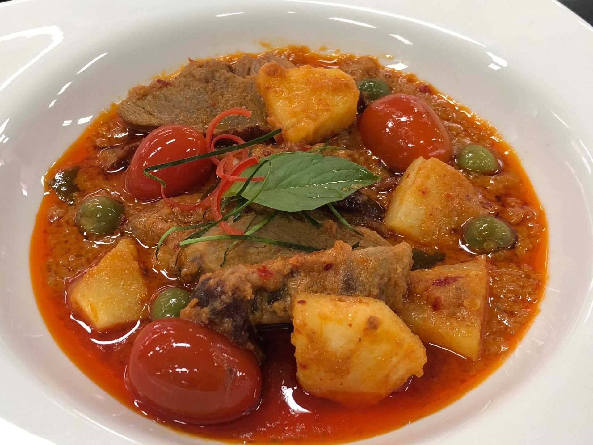 แกงเผ็ดเป็ดย่าง