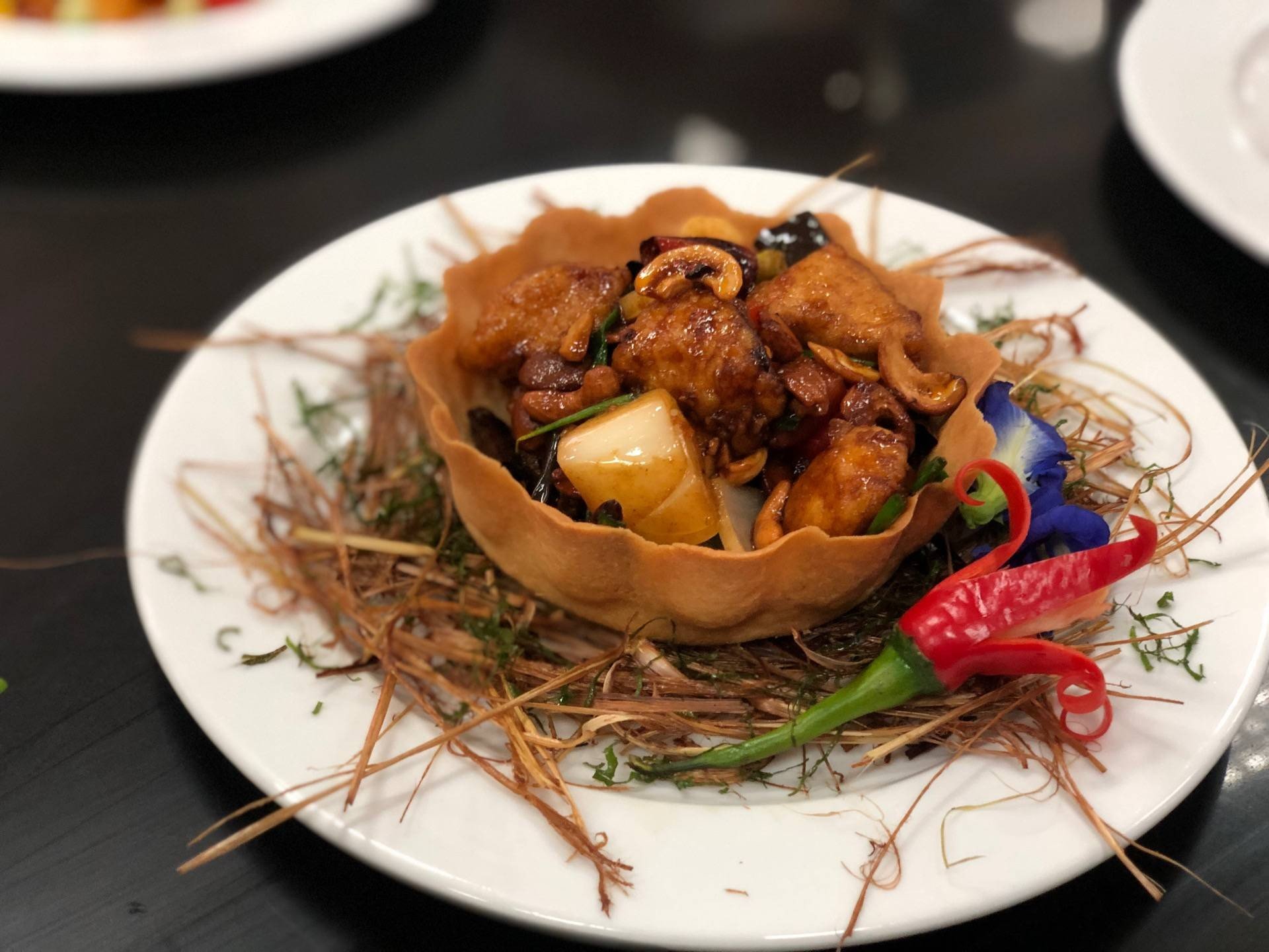 ไก่ผัดเม็ดมะม่วง