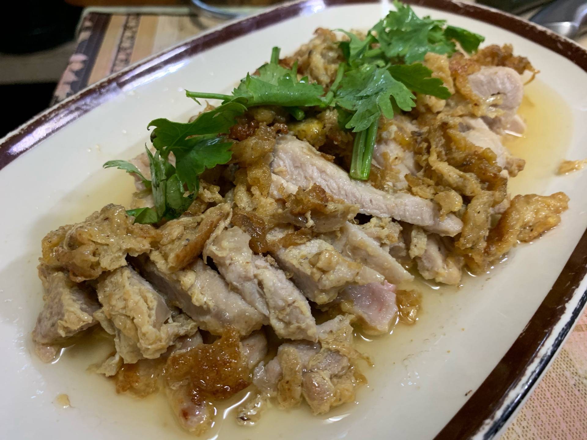 หมูสันนอก อบไข่ สามเกลอ