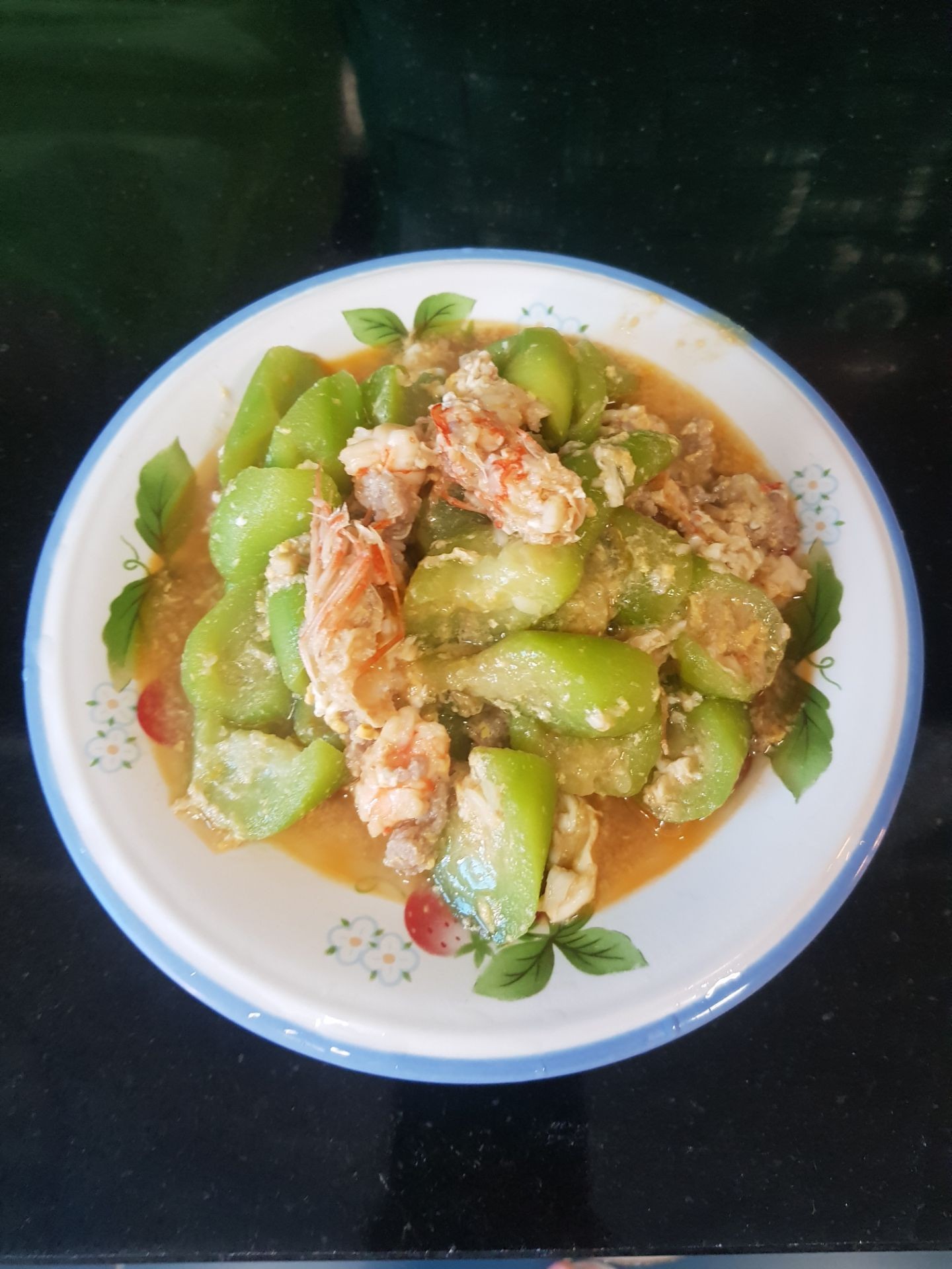 บวบผัดไข่