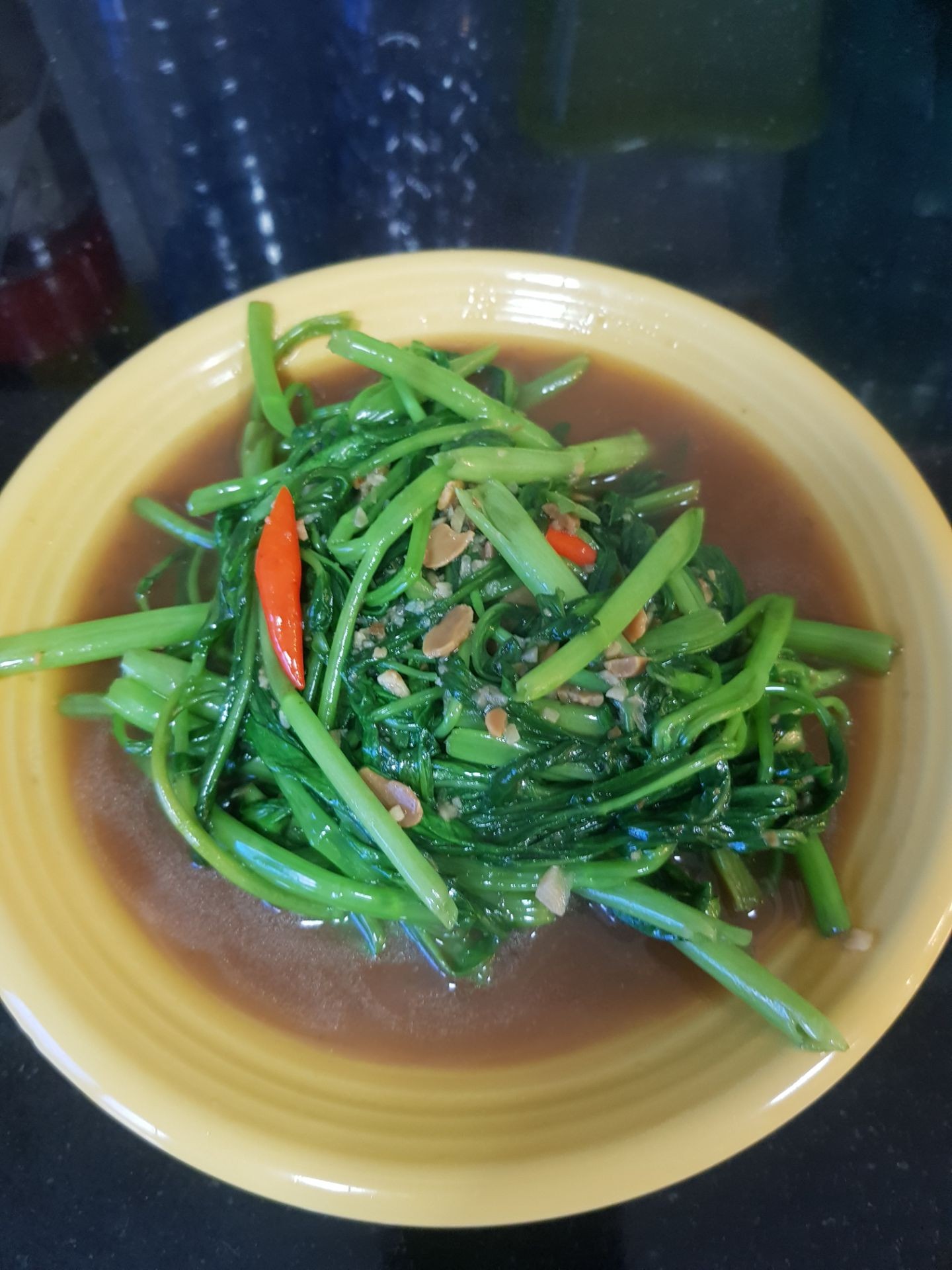 ผัดผักบุ้ง