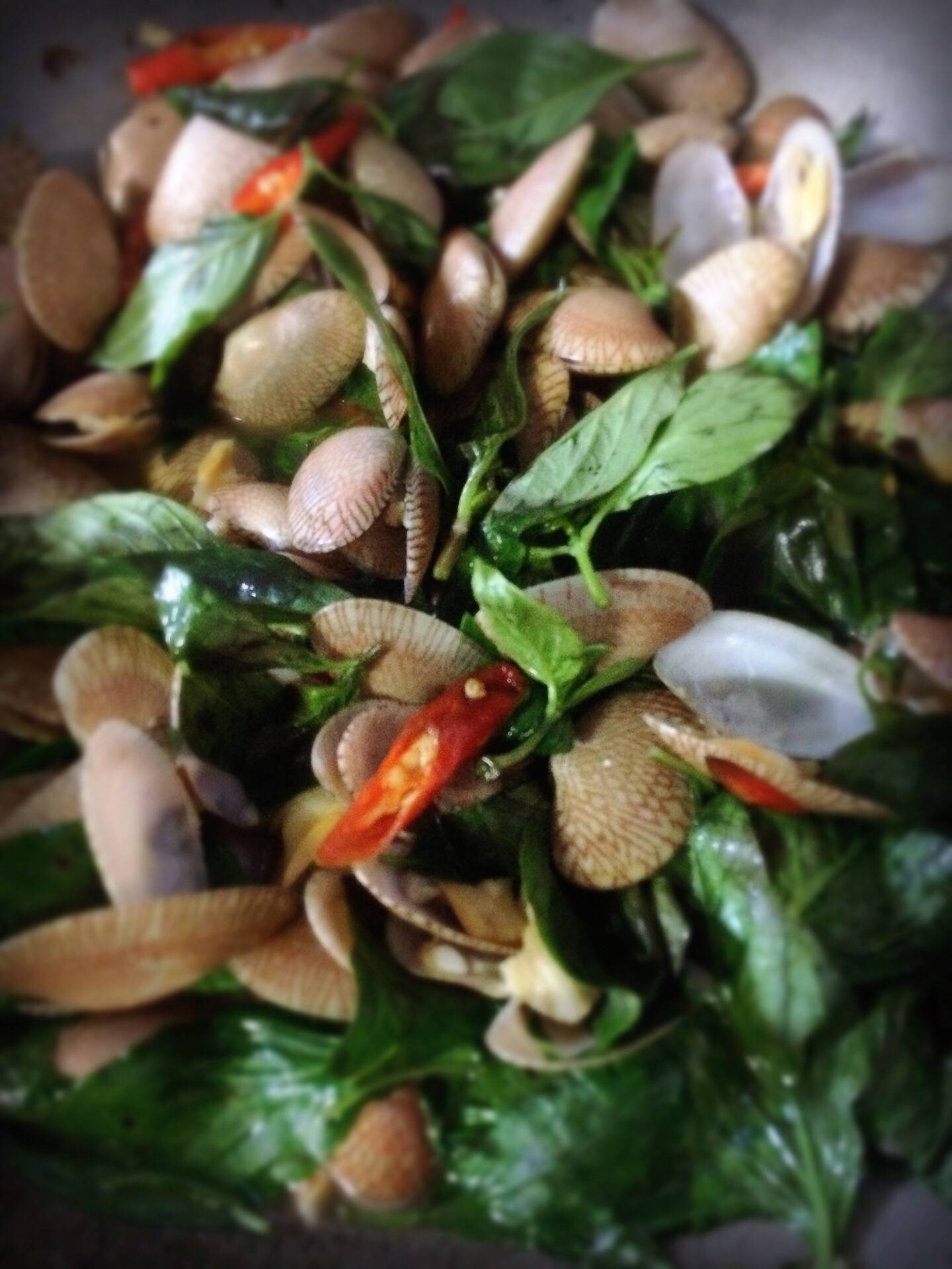 หอยลายผัดฉ่า