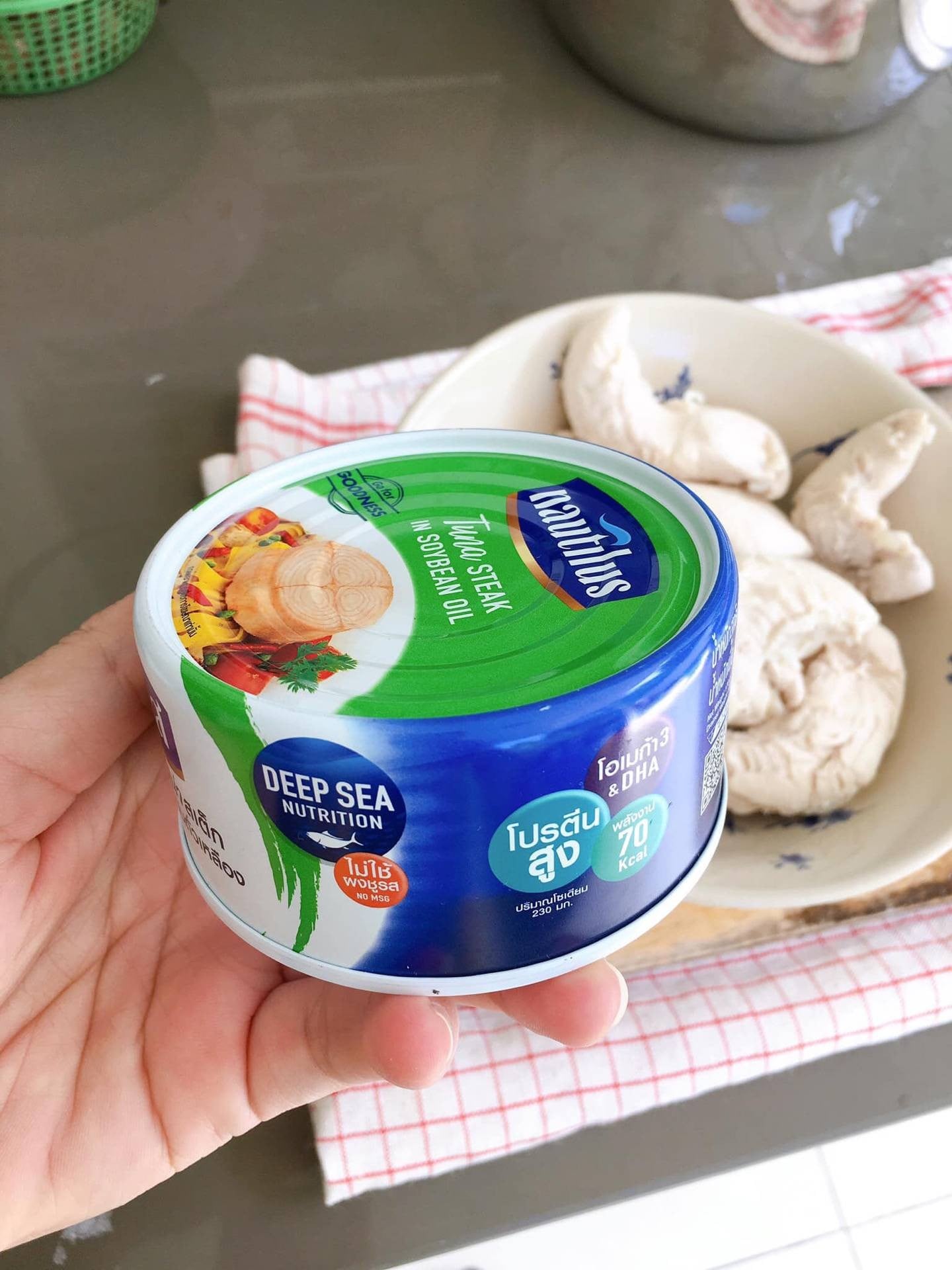 ขนมจีนน้ำยาอกไก่+ปลาทูน่า