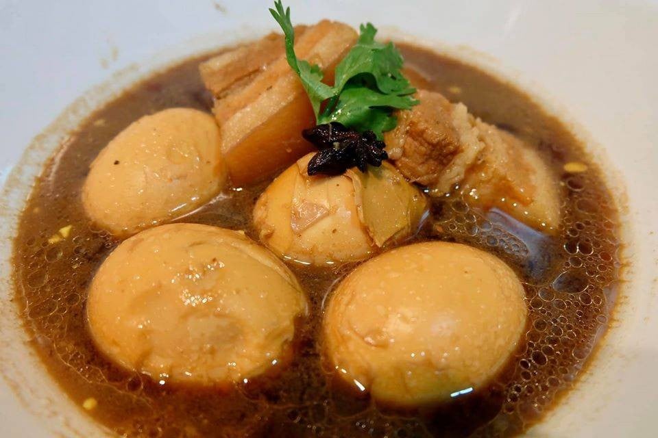 พะโล้หมูสามชั้น