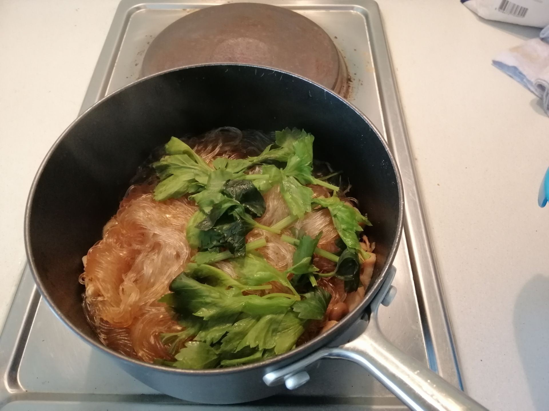 เห็ดอบวุ้นเส้น​