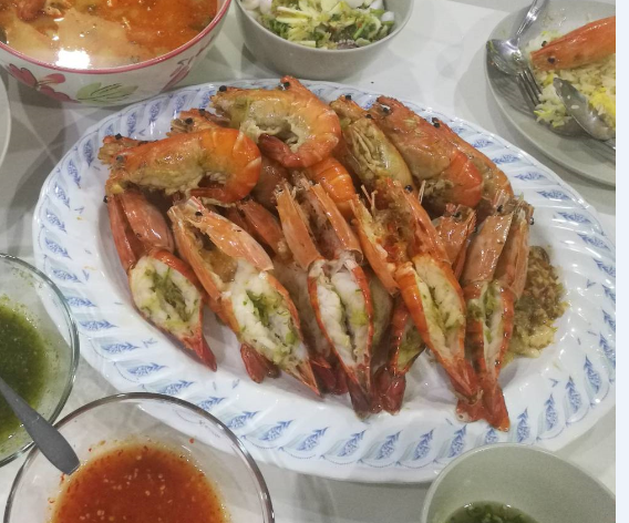 กุ้งเผา (หรือกุ้งอบ) 