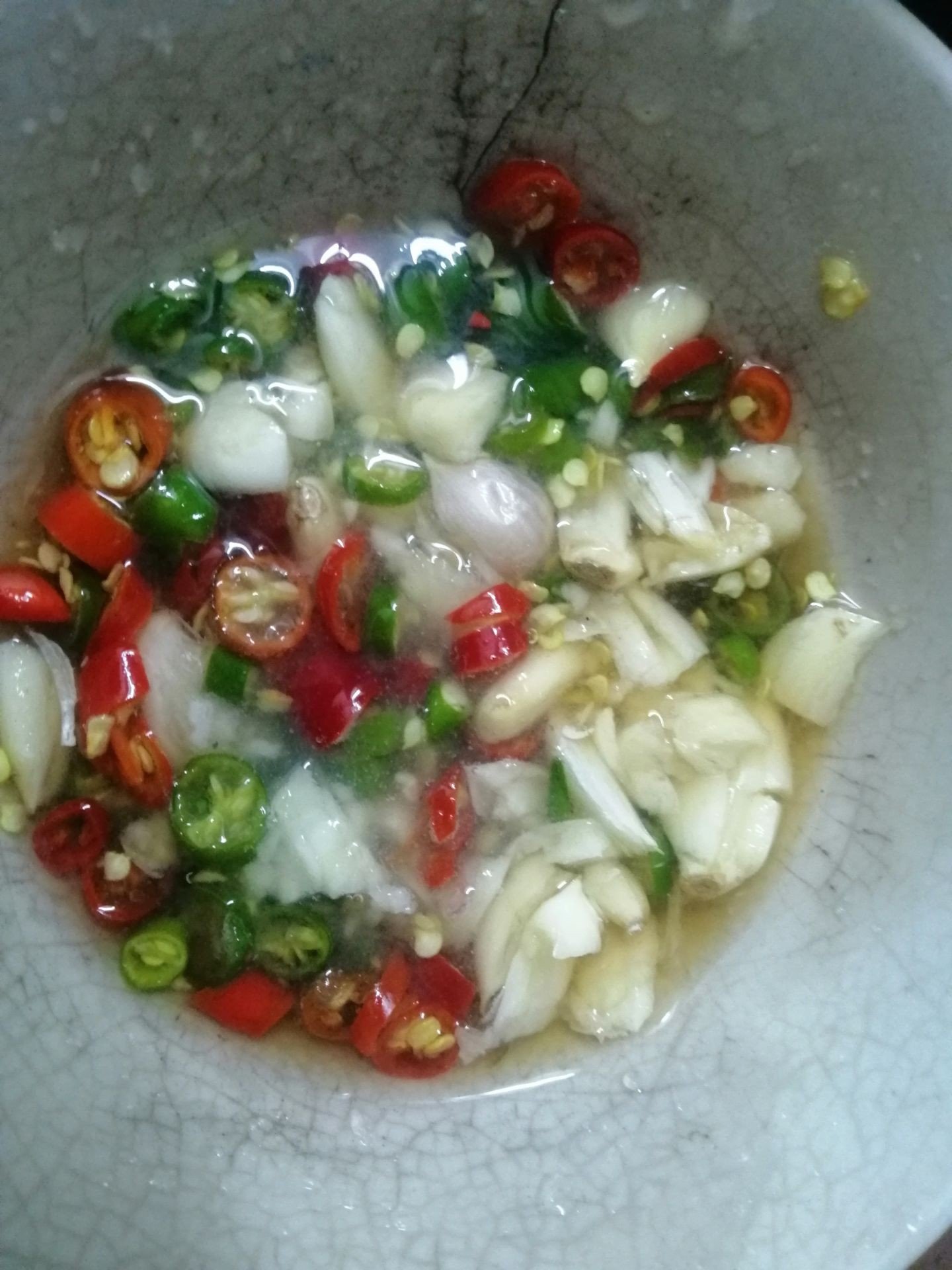 น้ำปลาพริกกระเทียมมะนาว