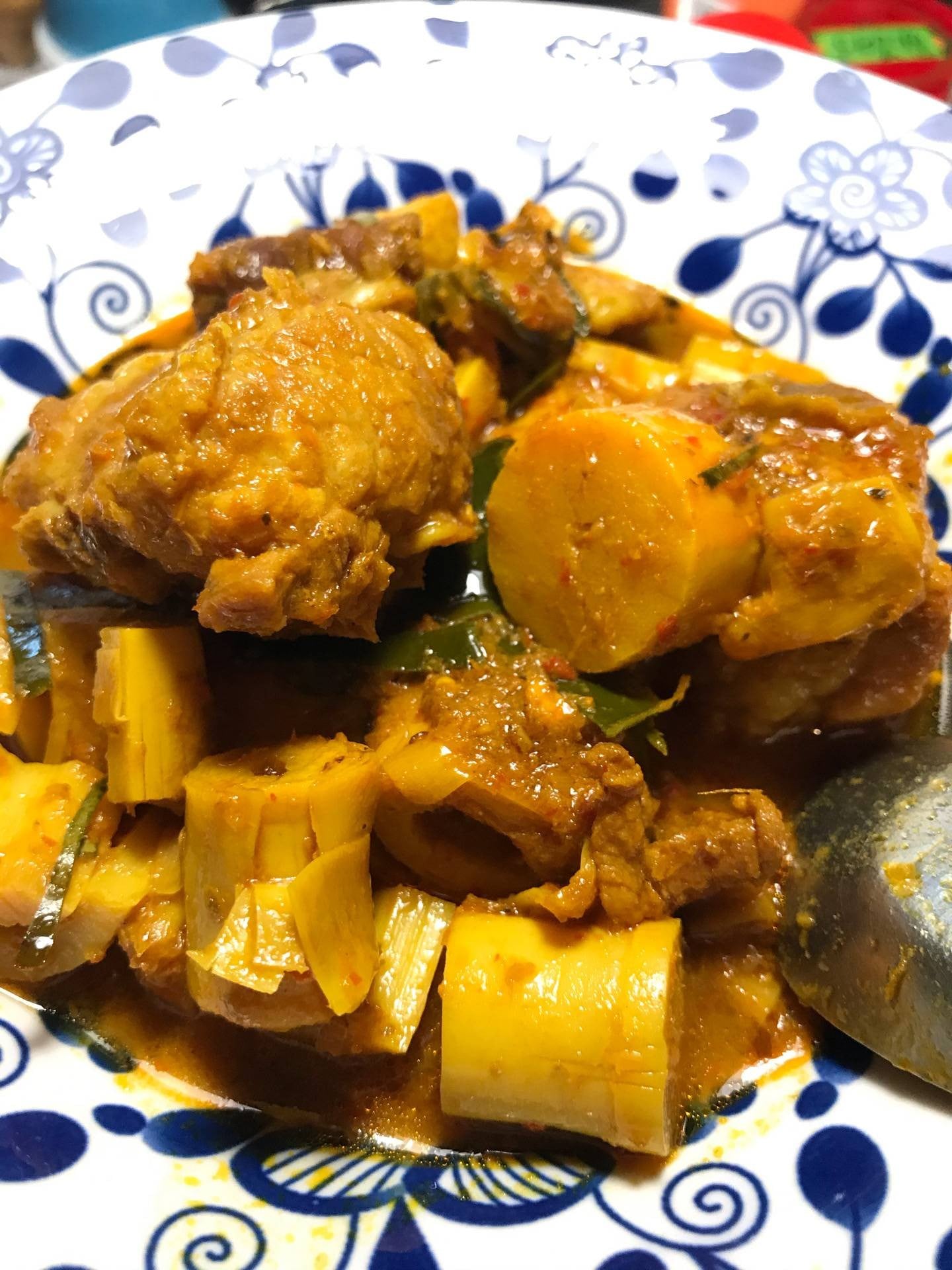 แกงคั่วกระดูกหมูสูตรเจ้าคุณย่า