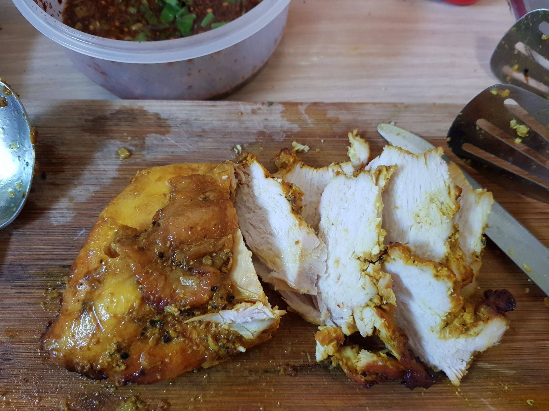 อกไก่ย่างขมิ้น