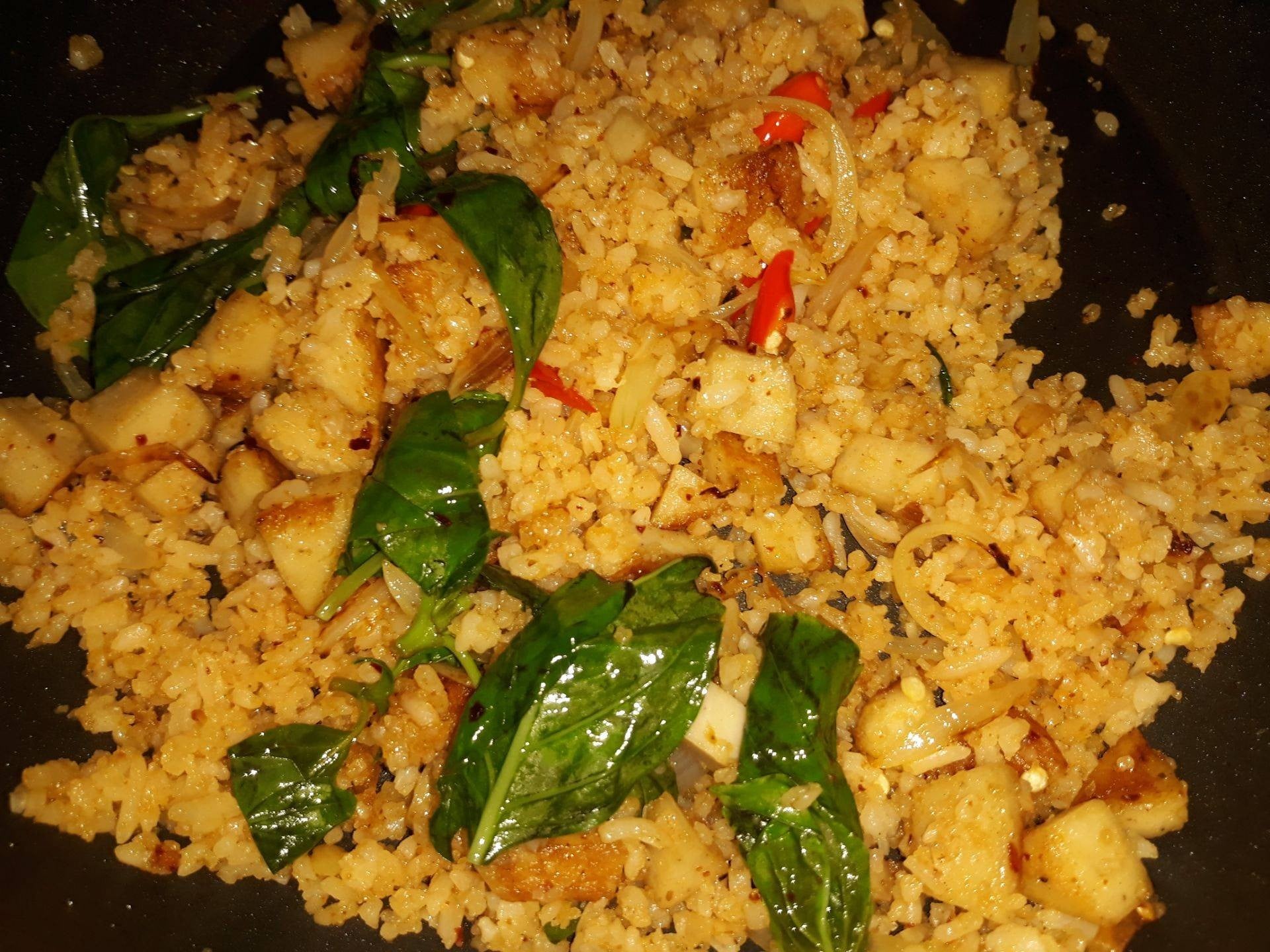 ข้าวผัดน้ำพริกเผา