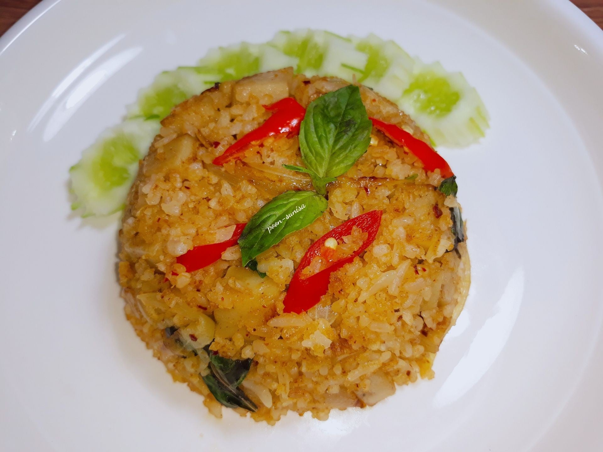 ข้าวผัดน้ำพริกเผา