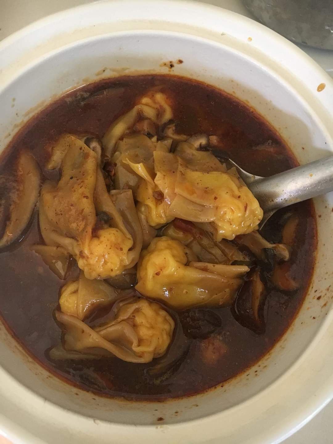 เกี๊ยวหมาล่าพ่นไฟ