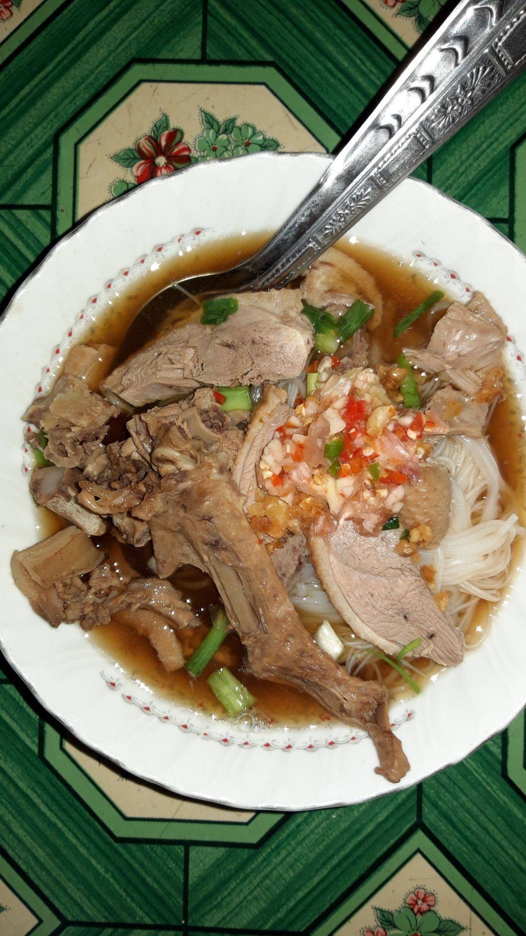 ก๋วยเตี๋ยวเป็ดพะโล้