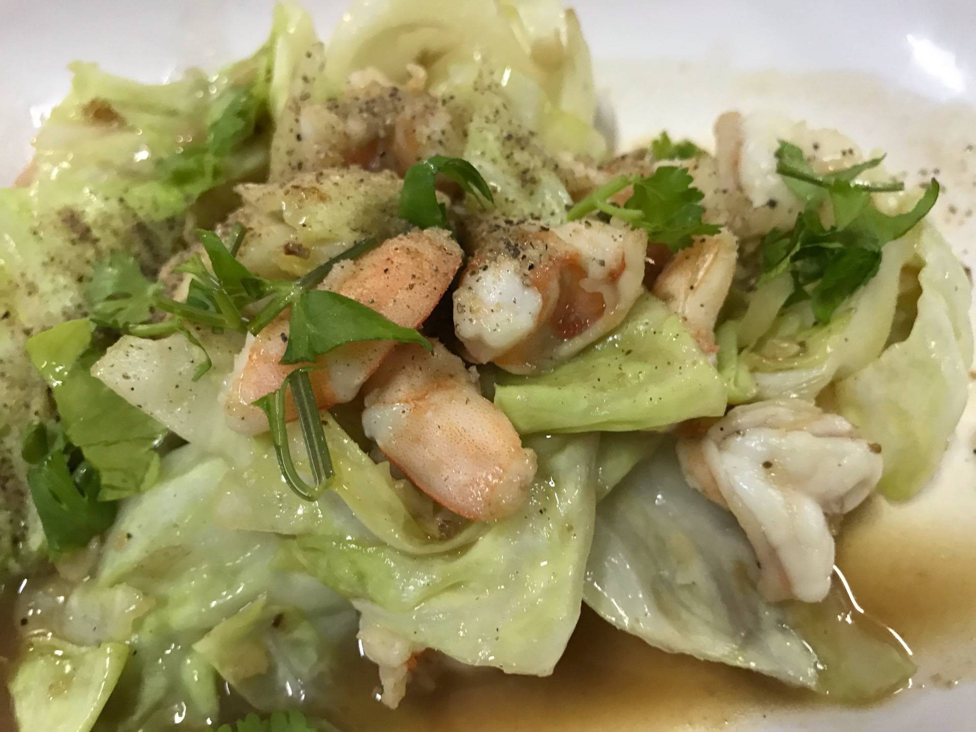 กะหล่ำปลีผัดกุ้ง