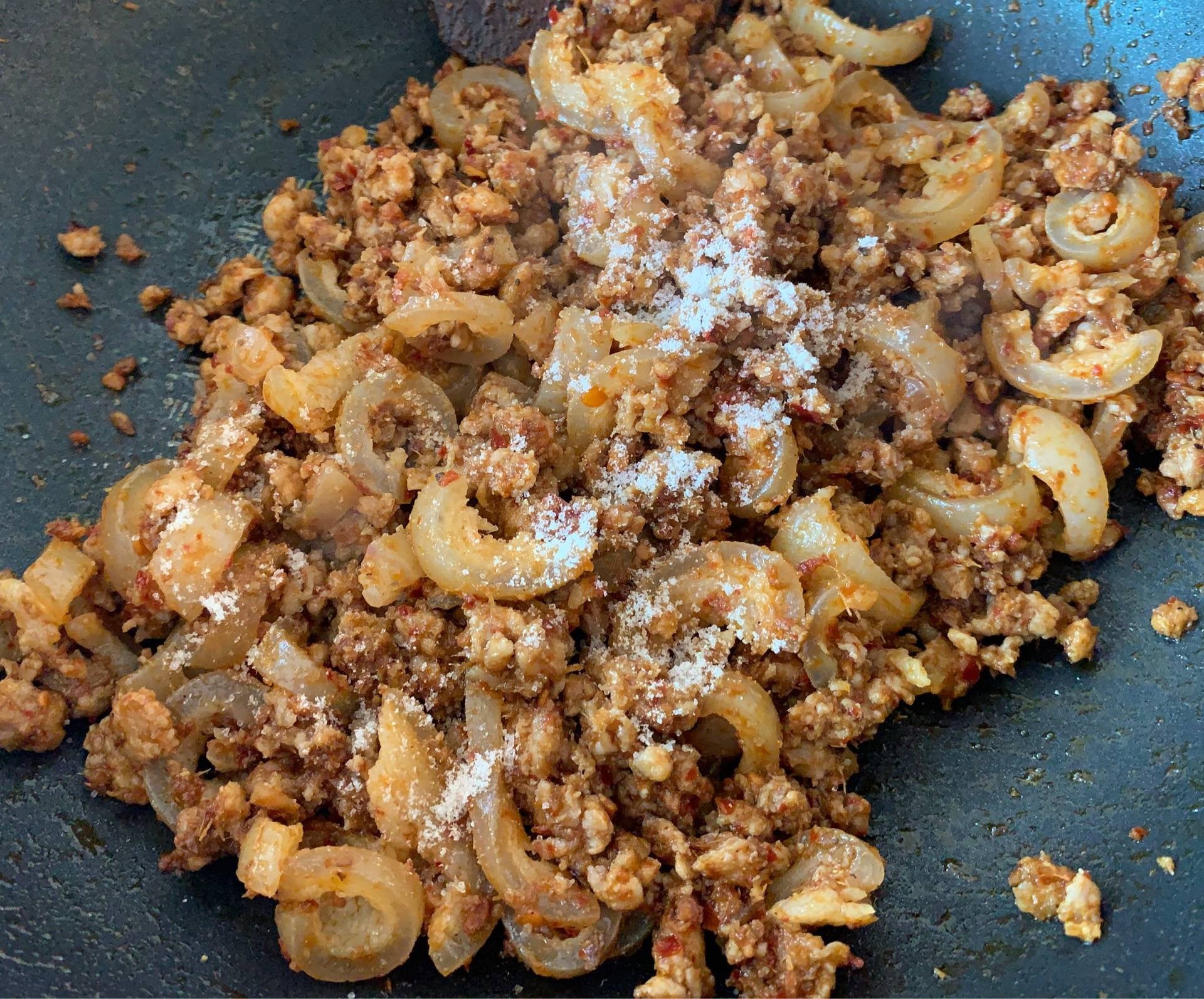 ลาบหนังหมู แบบผัด