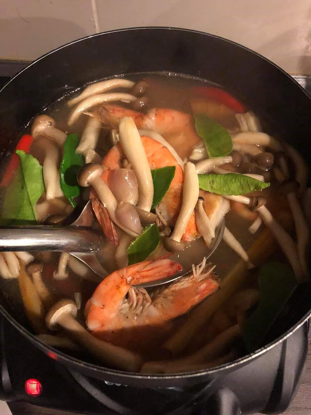 ต้มยำกุ้ง
