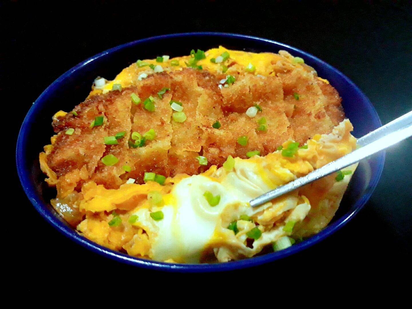 คัตสึด้ง ข้าวหน้าหมูทอด Katsu Don