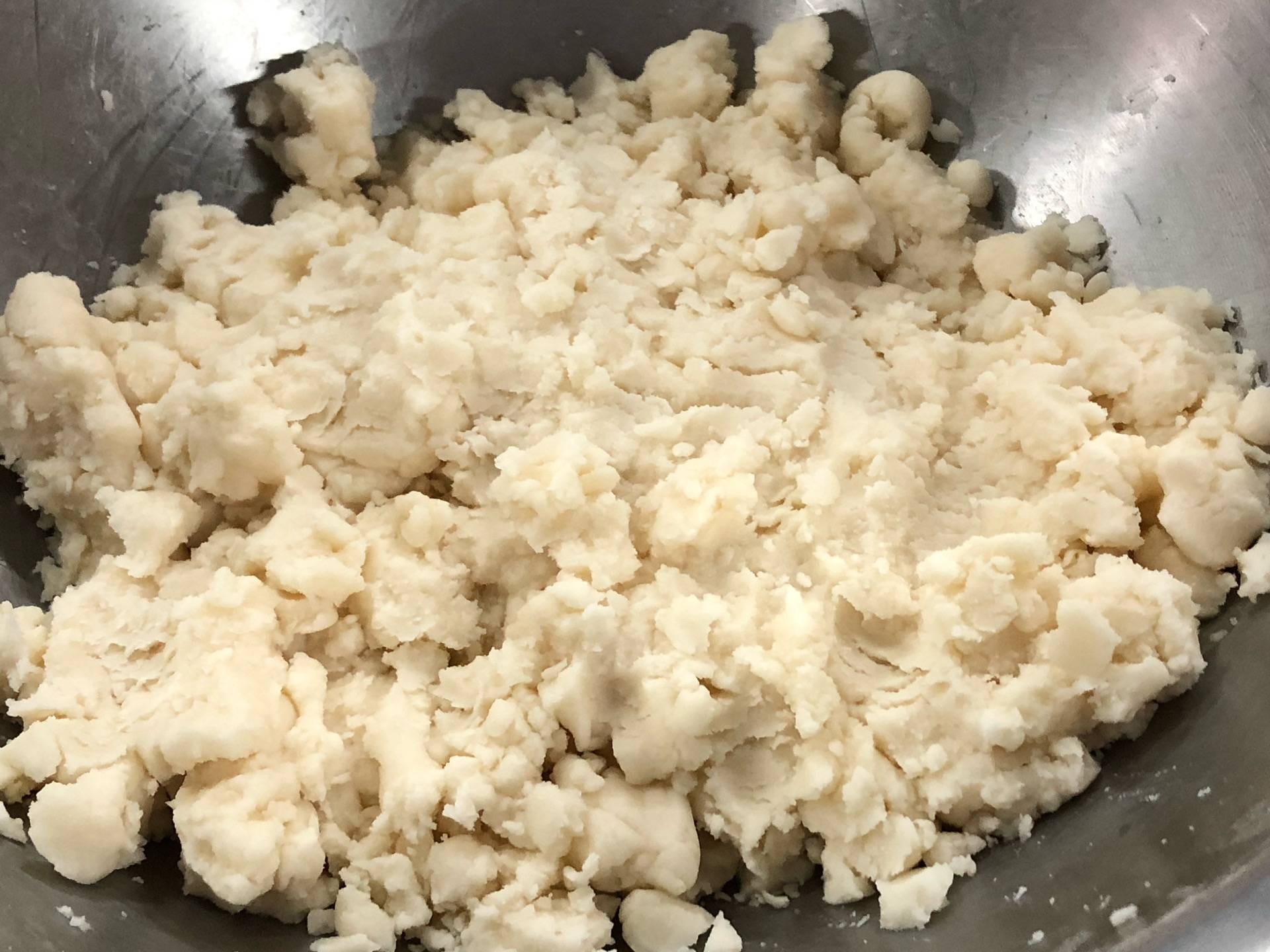 ขนมกลีบลำดวน