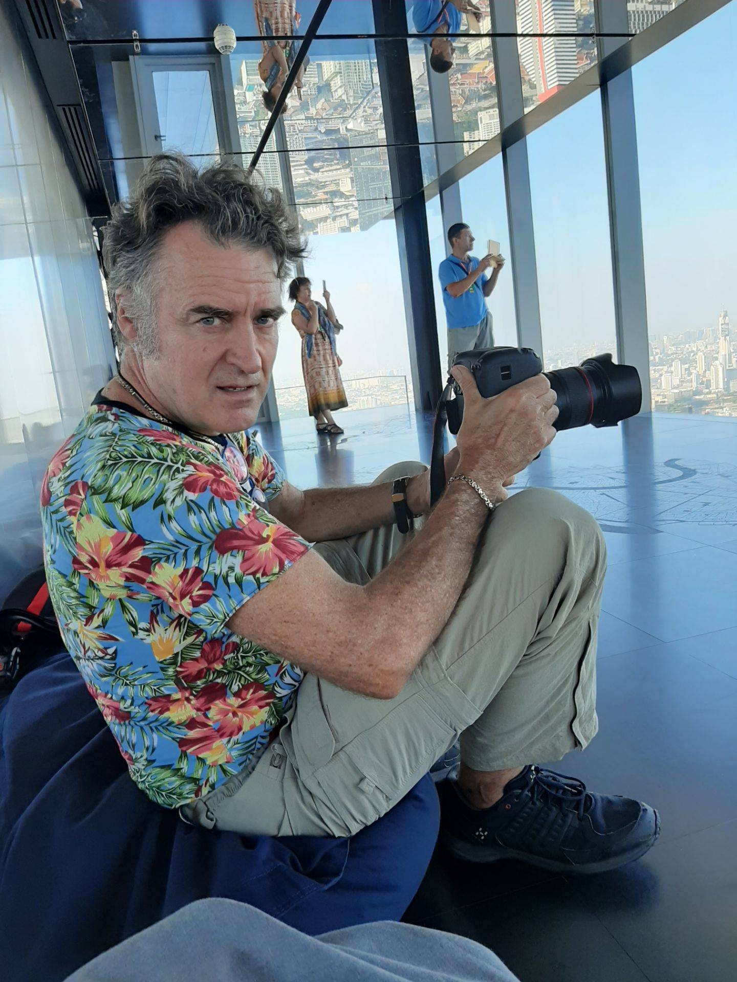 มหานคร สกายวอล์ค