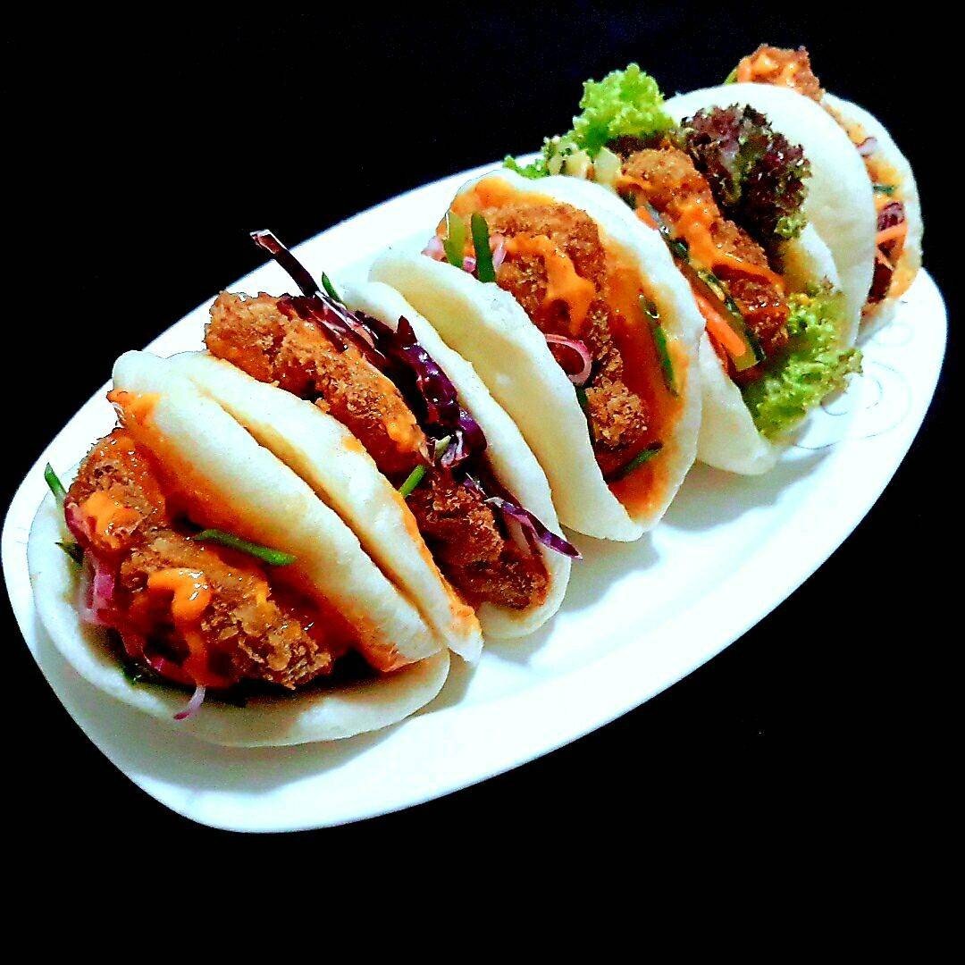 hoisin-chicken-bao-buns-alt-asiatisk