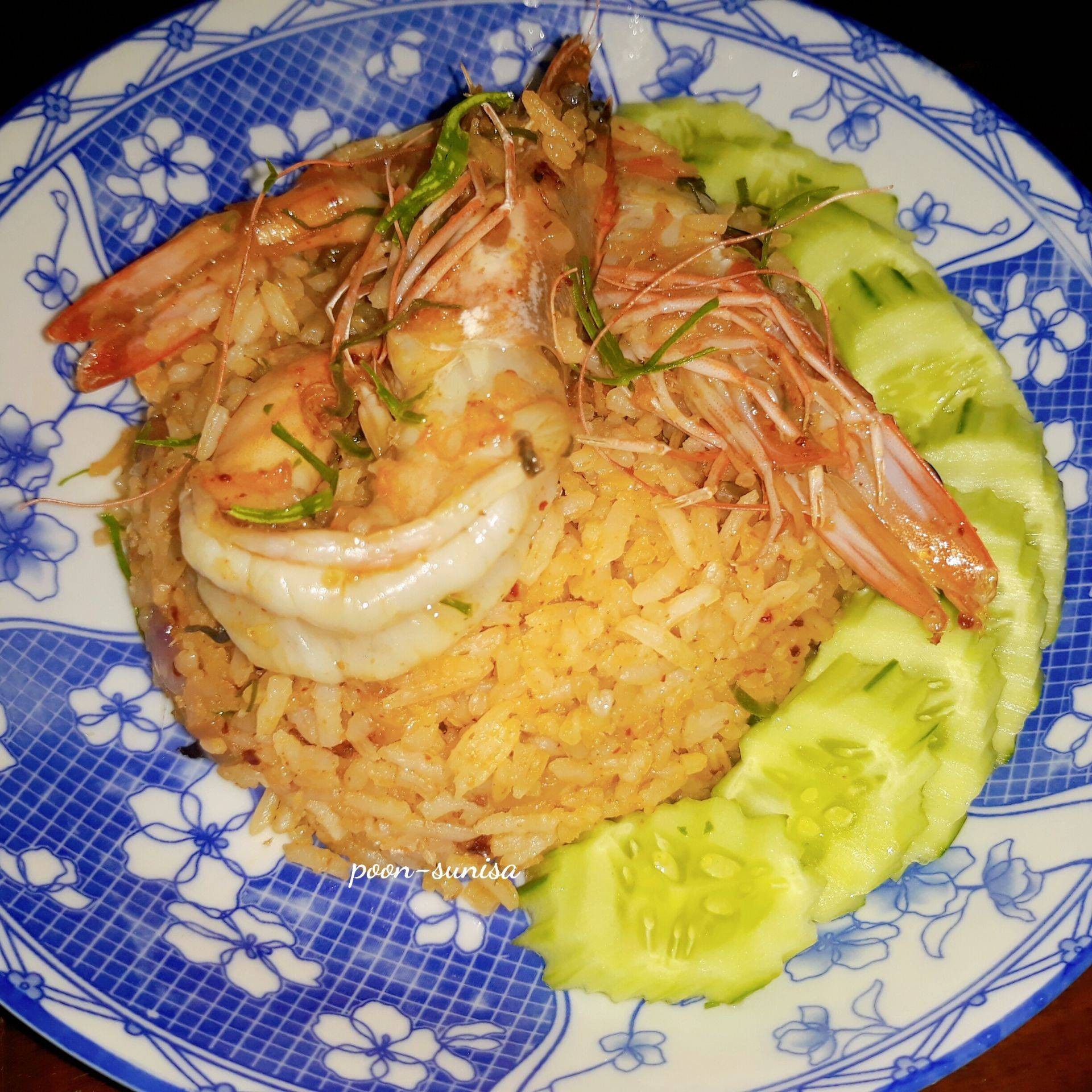 ข้าวผัดต้มยำกุ้ง