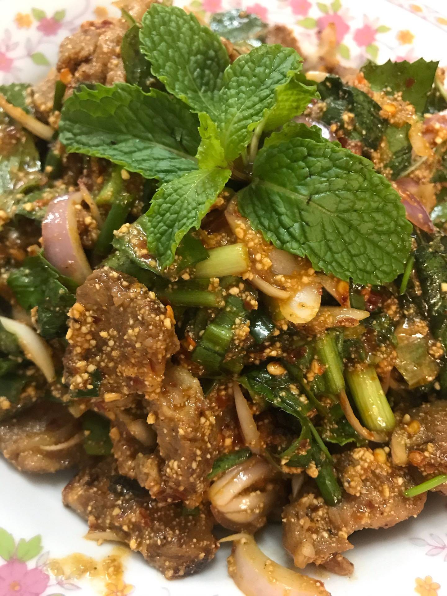 น้ำตกหมู 🐷