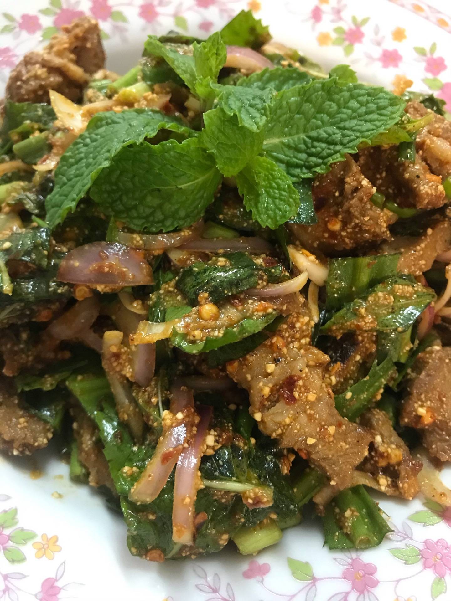 น้ำตกหมู 🐷