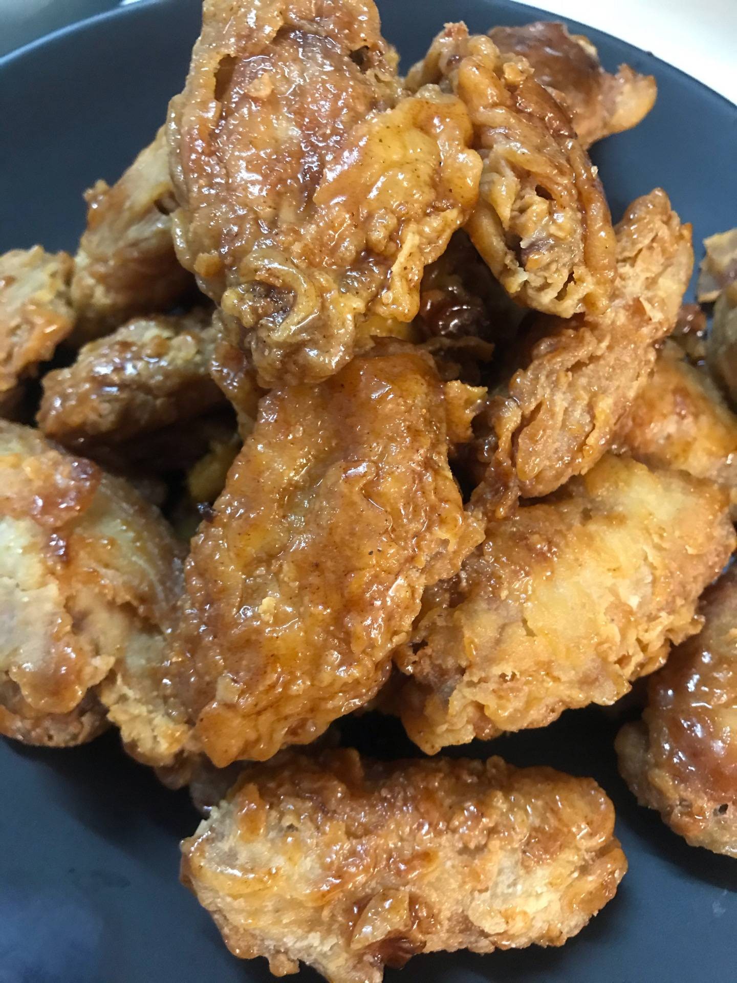 ไก่กรอบซอสน้ำปลา 