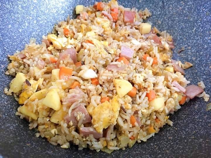 ข้าวผัด Hawaiian