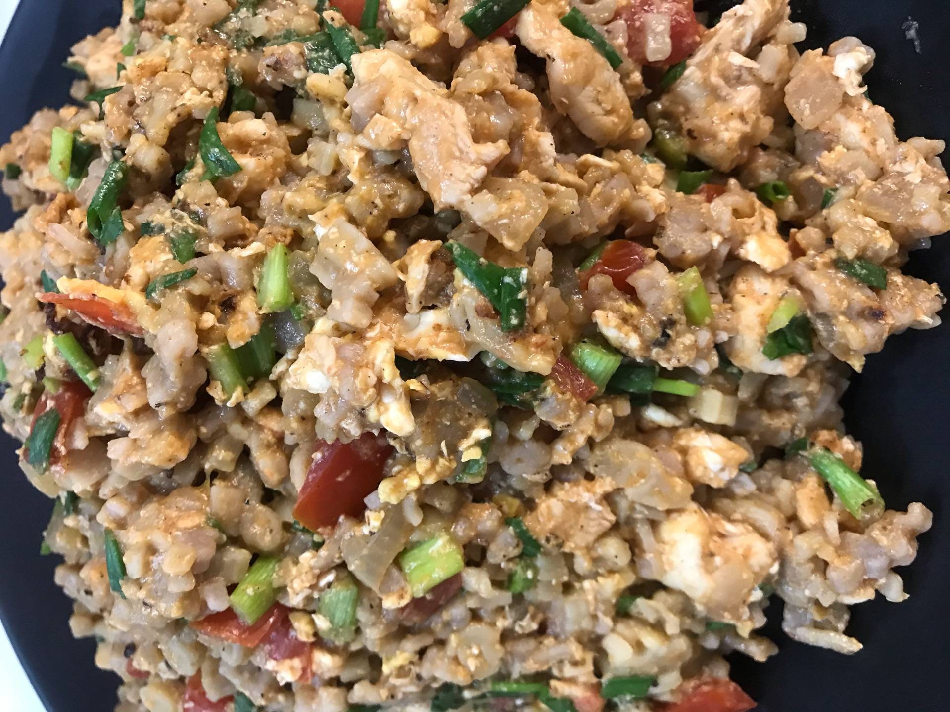 ผัดมักกะโรนีไก่ 