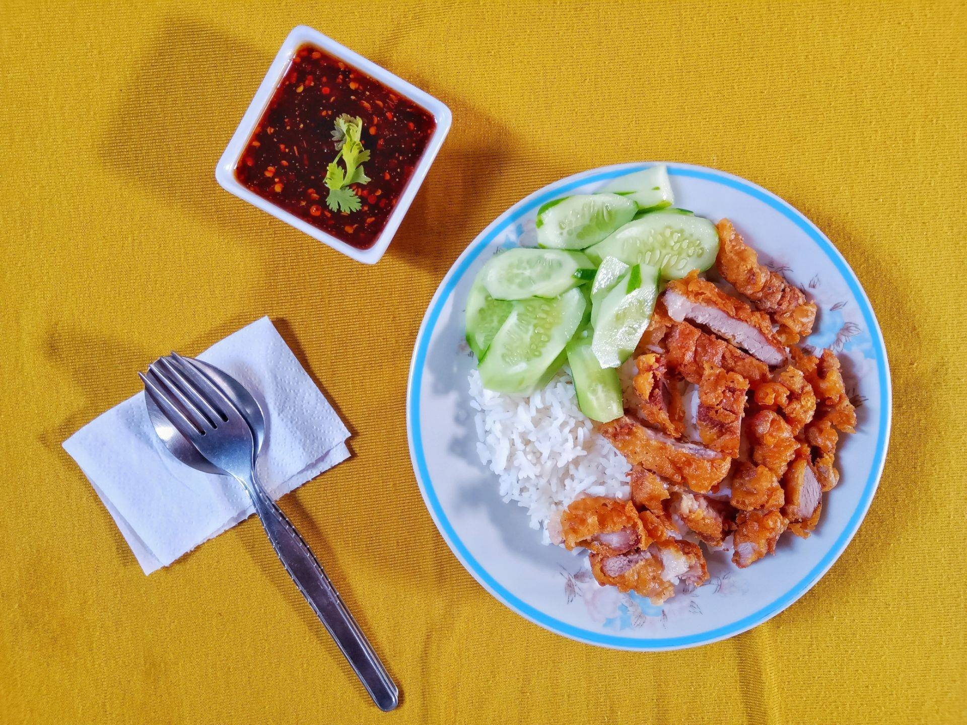 ข้าวหมูทอด