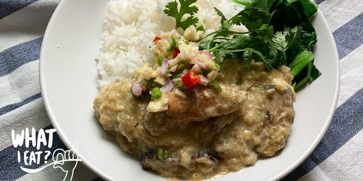 ข้าวหน้าไก่ซอสมันฝรั่งสด