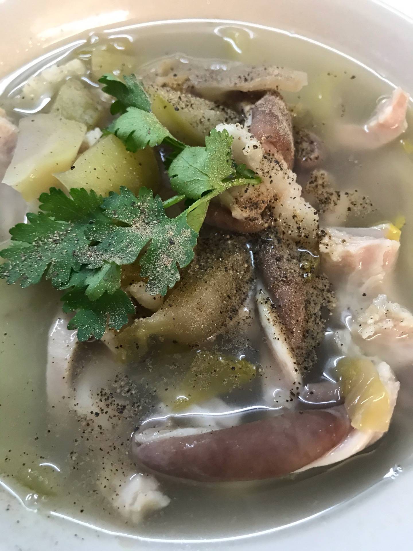 กระเพาะหมูต้มเกี่ยมฉ่าย 