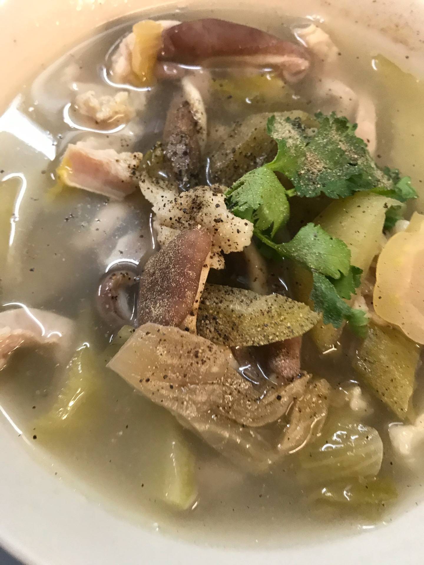 กระเพาะหมูต้มเกี่ยมฉ่าย 