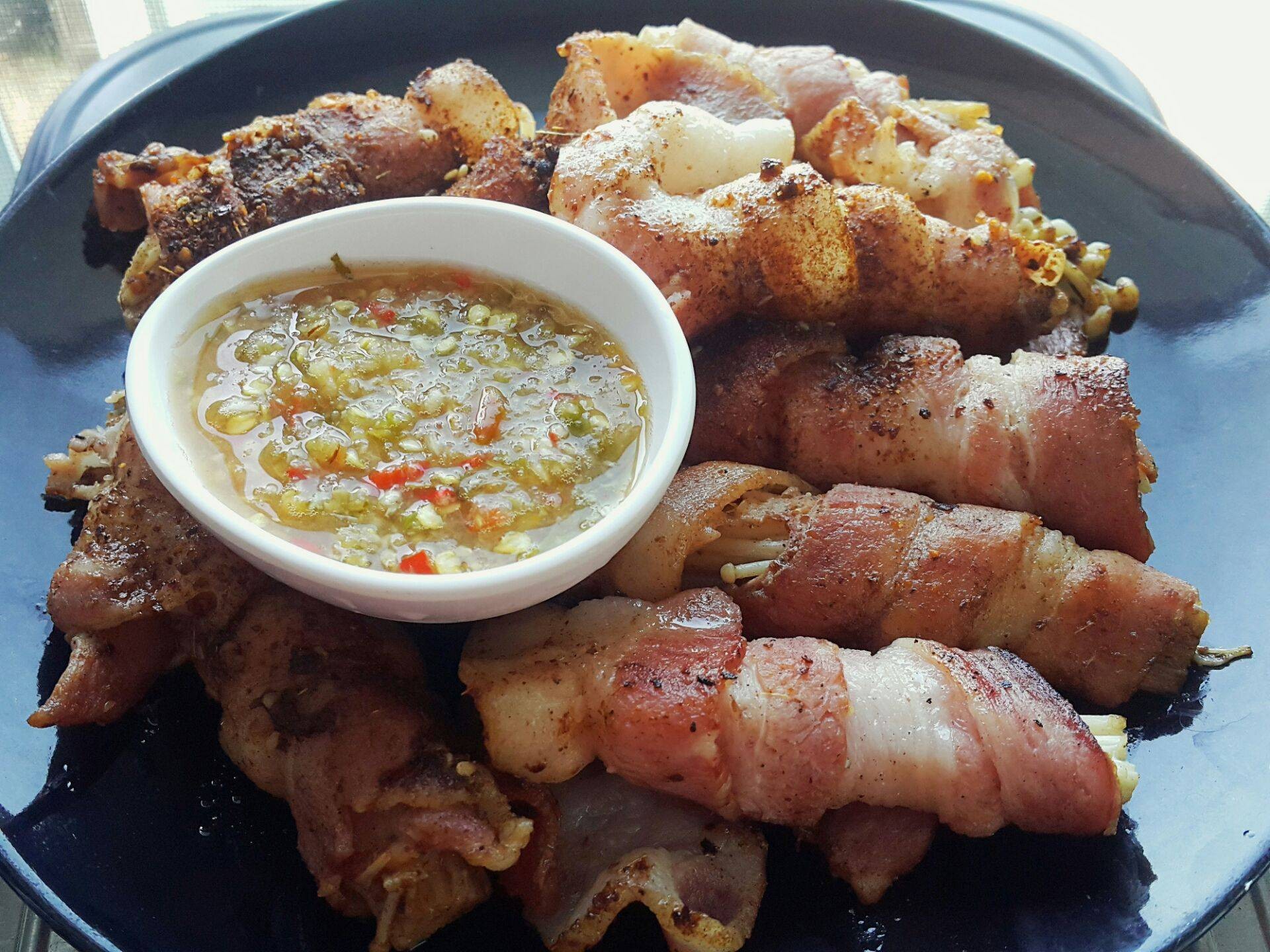 เห็ดเข็มทองซ่อนหา