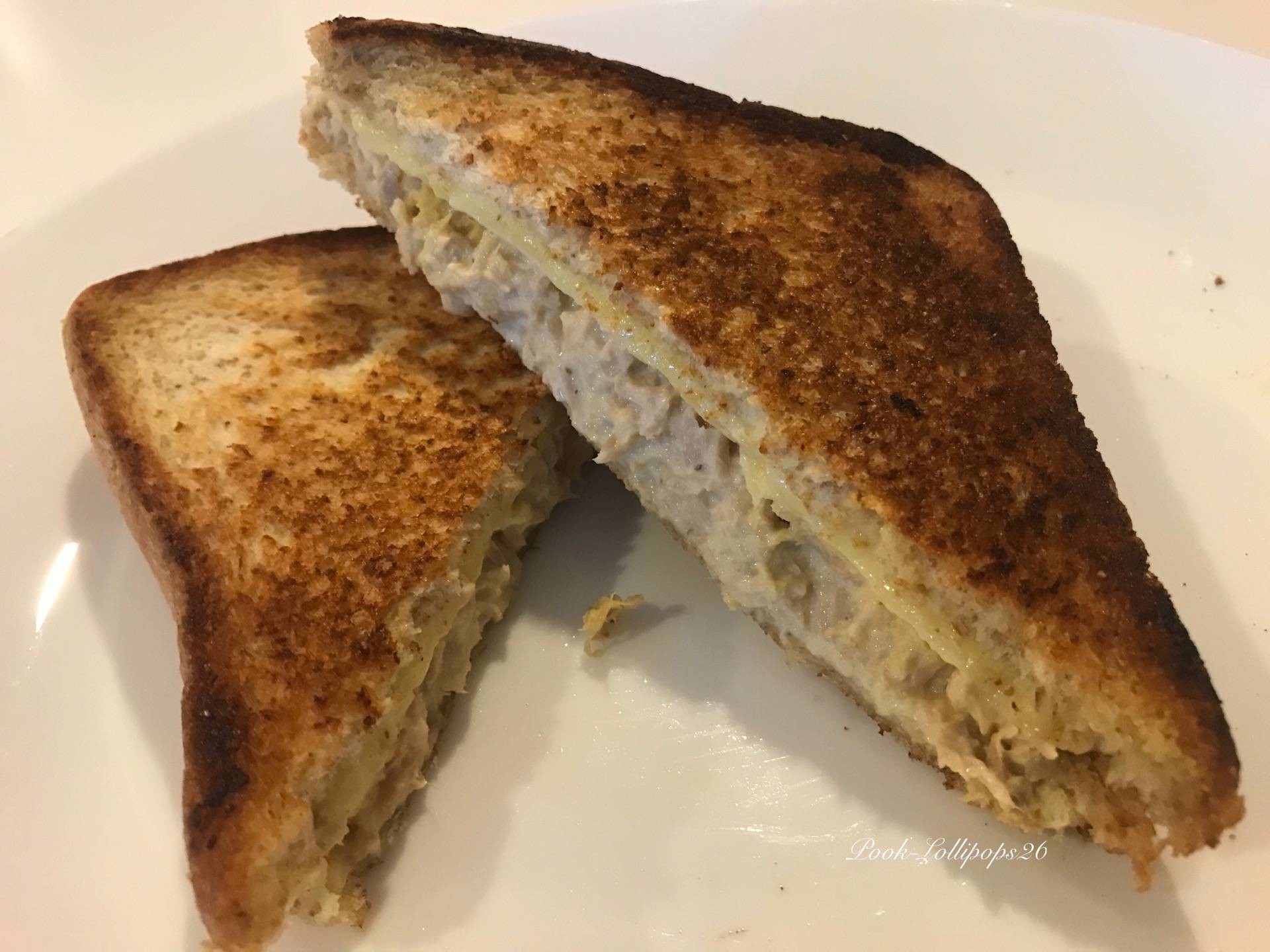 Grilled Tuna Sandwich