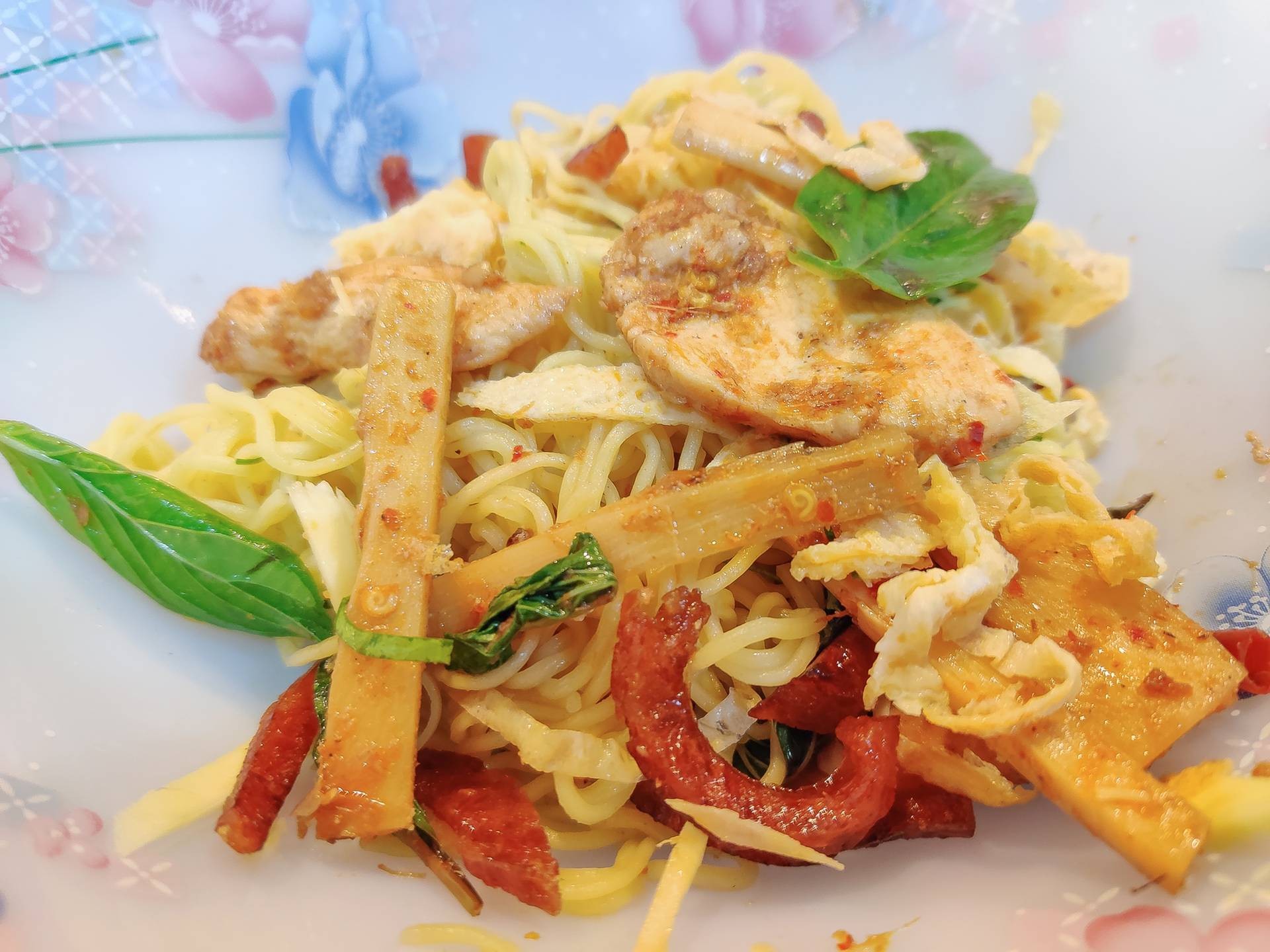 บะหมี่ ทรงเครื่อง (บะหมี่หลินชาง)