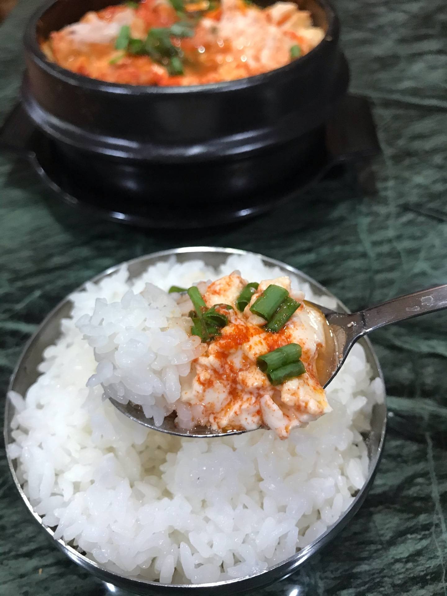 ซุปเต้าหู้อ่อนกิมจิ 김치순두부찌개 🇰🇷 