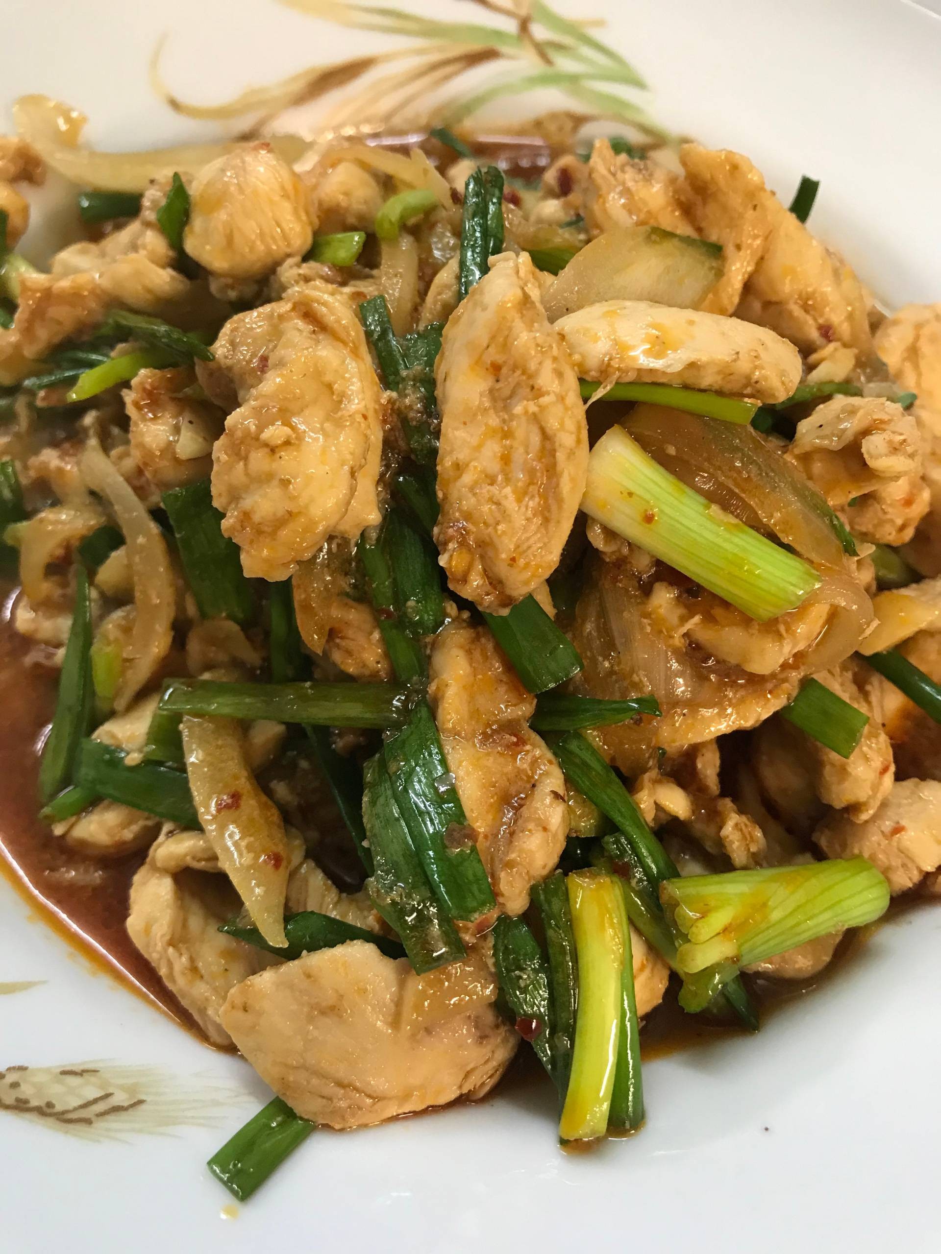 สันในไก่ผัดน้ำพริกเผา 